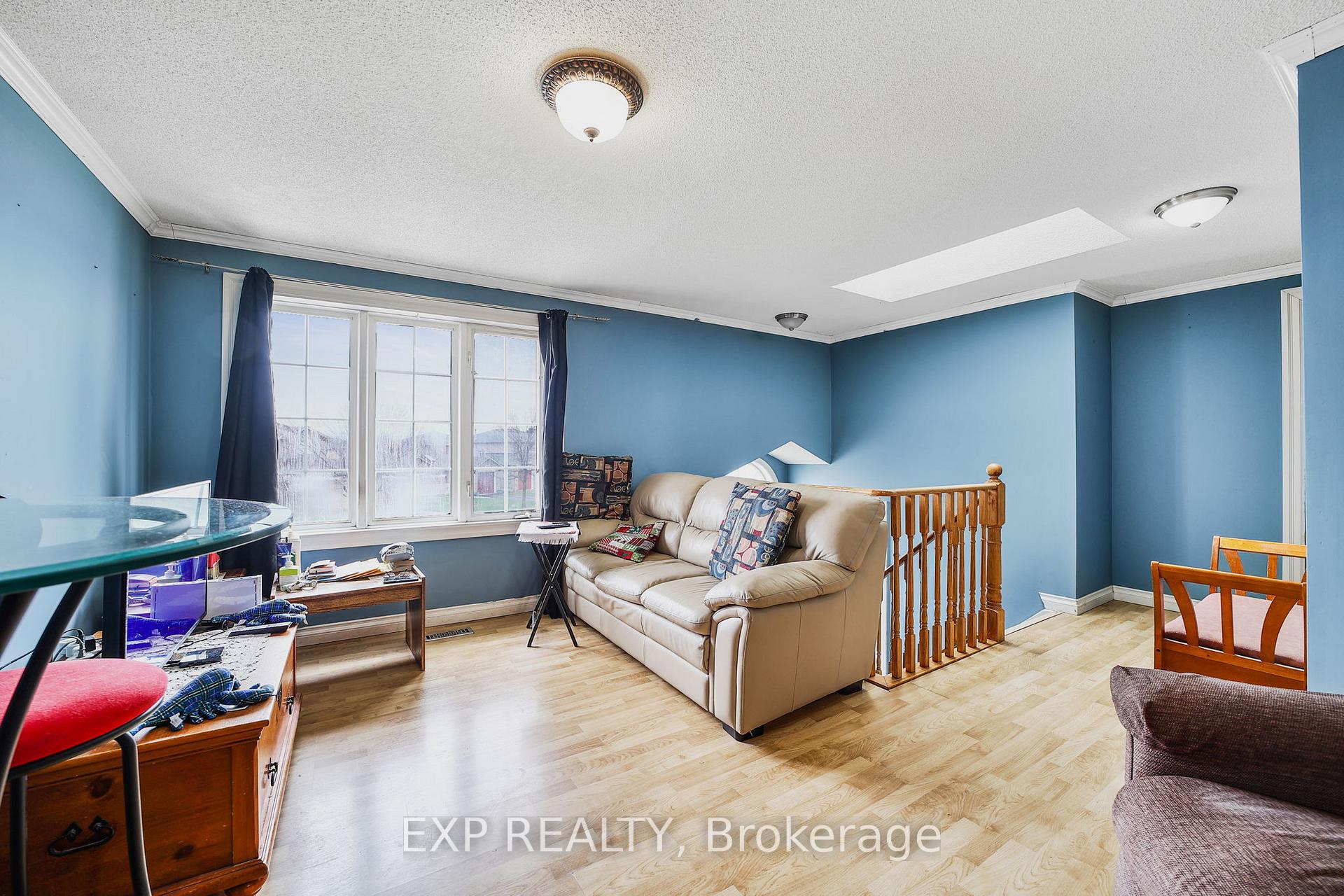 Photo 6 of 60 Ambler Way, Barrie, Georgian Drive — HOMEH