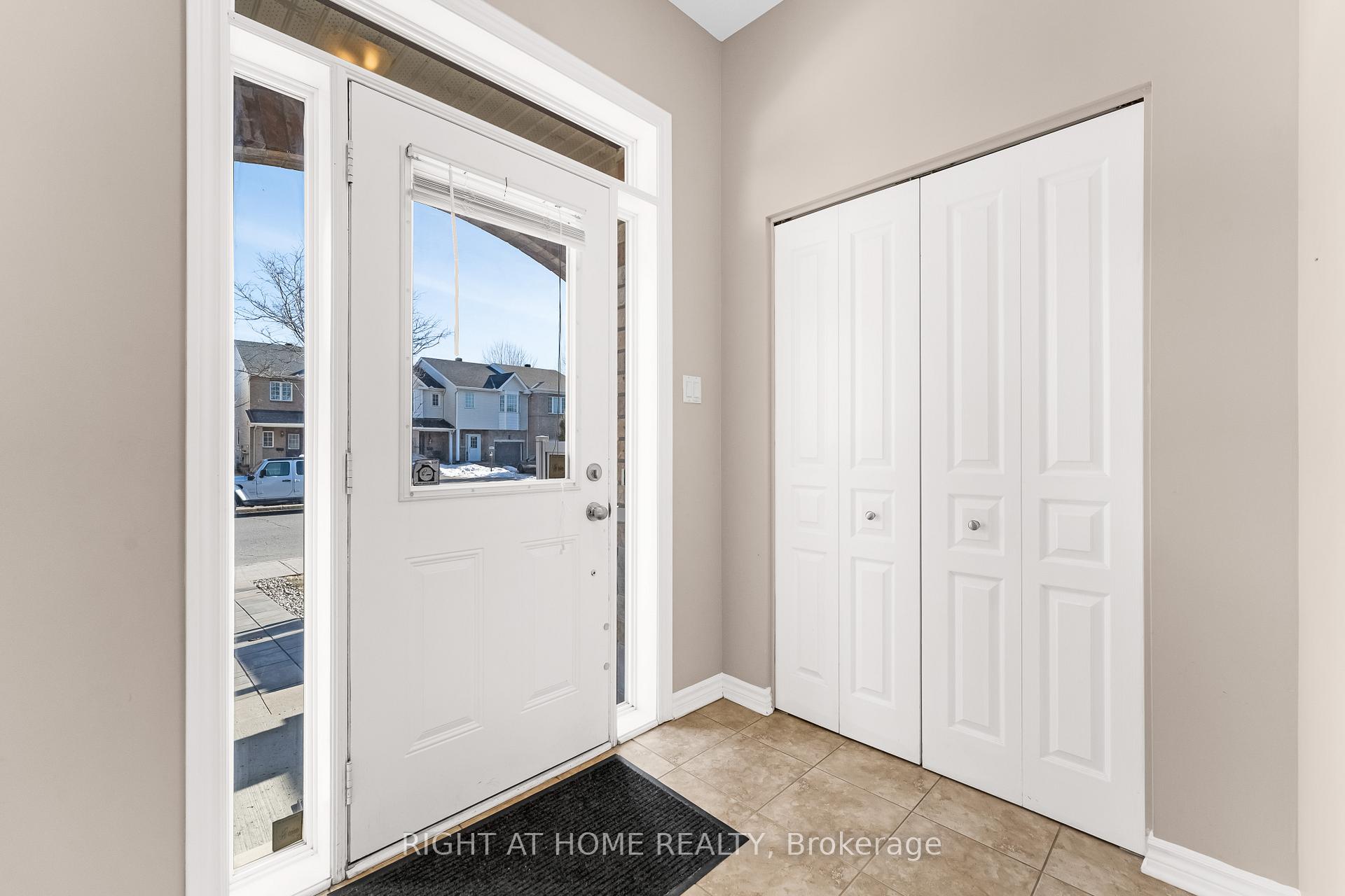 Photo 4 of 237 Claridge Drive, Ottawa, Barrhaven - Longfields — HOMEH