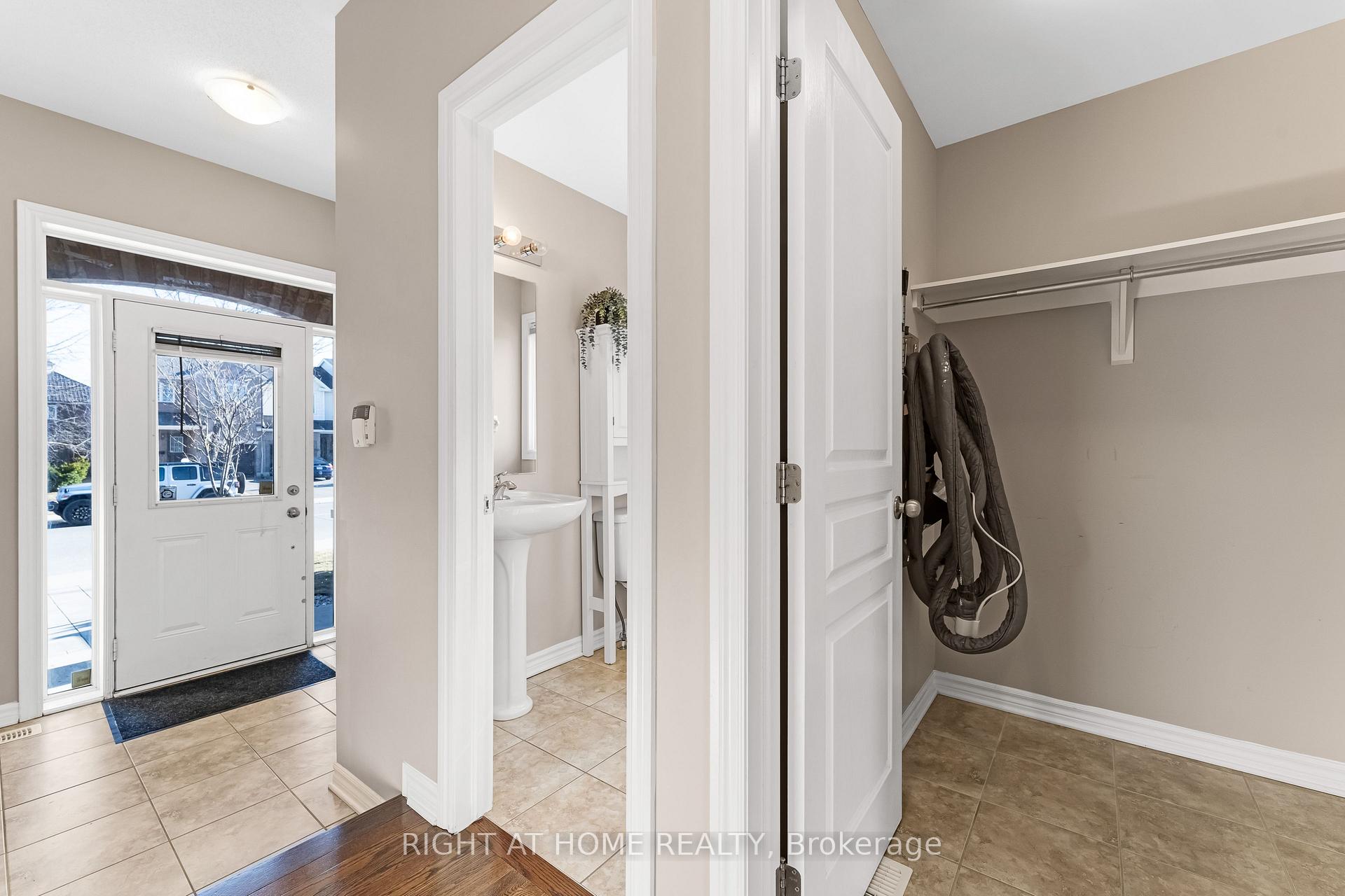 Photo 6 of 237 Claridge Drive, Ottawa, Barrhaven - Longfields — HOMEH