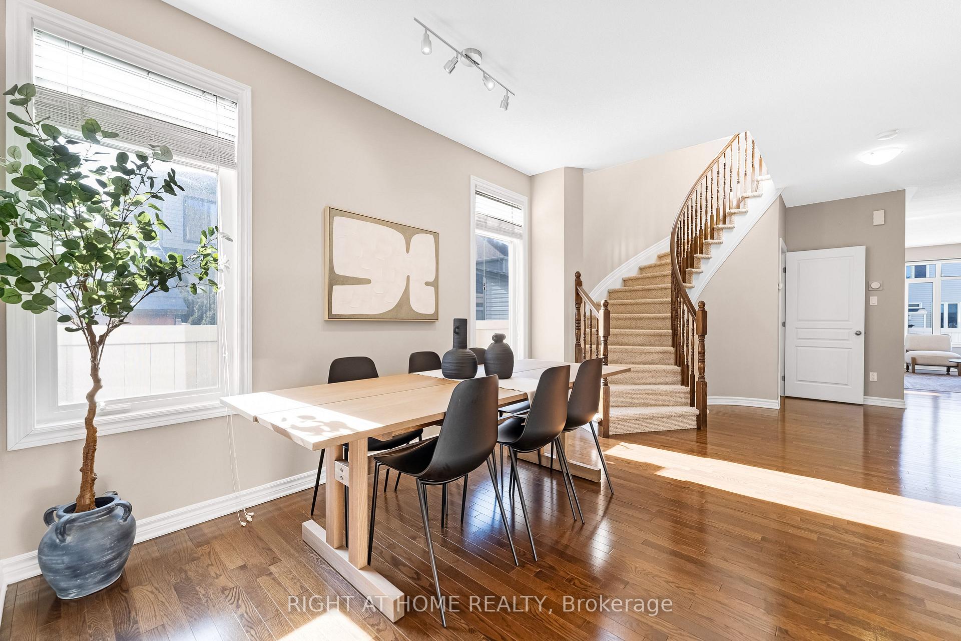 Photo 7 of 237 Claridge Drive, Ottawa, Barrhaven - Longfields — HOMEH