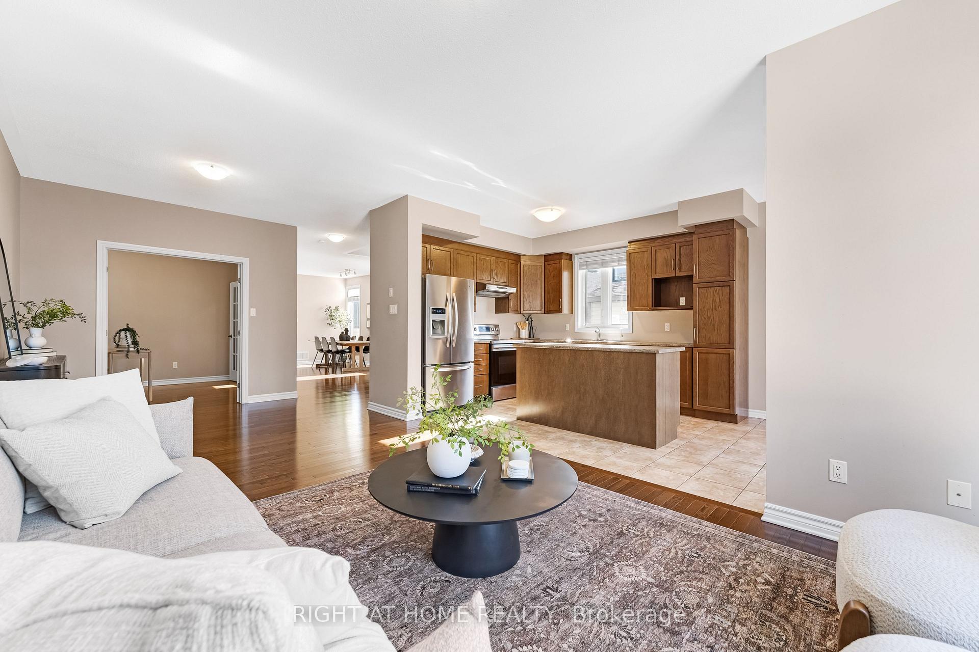 Photo 18 of 237 Claridge Drive, Ottawa, Barrhaven - Longfields — HOMEH