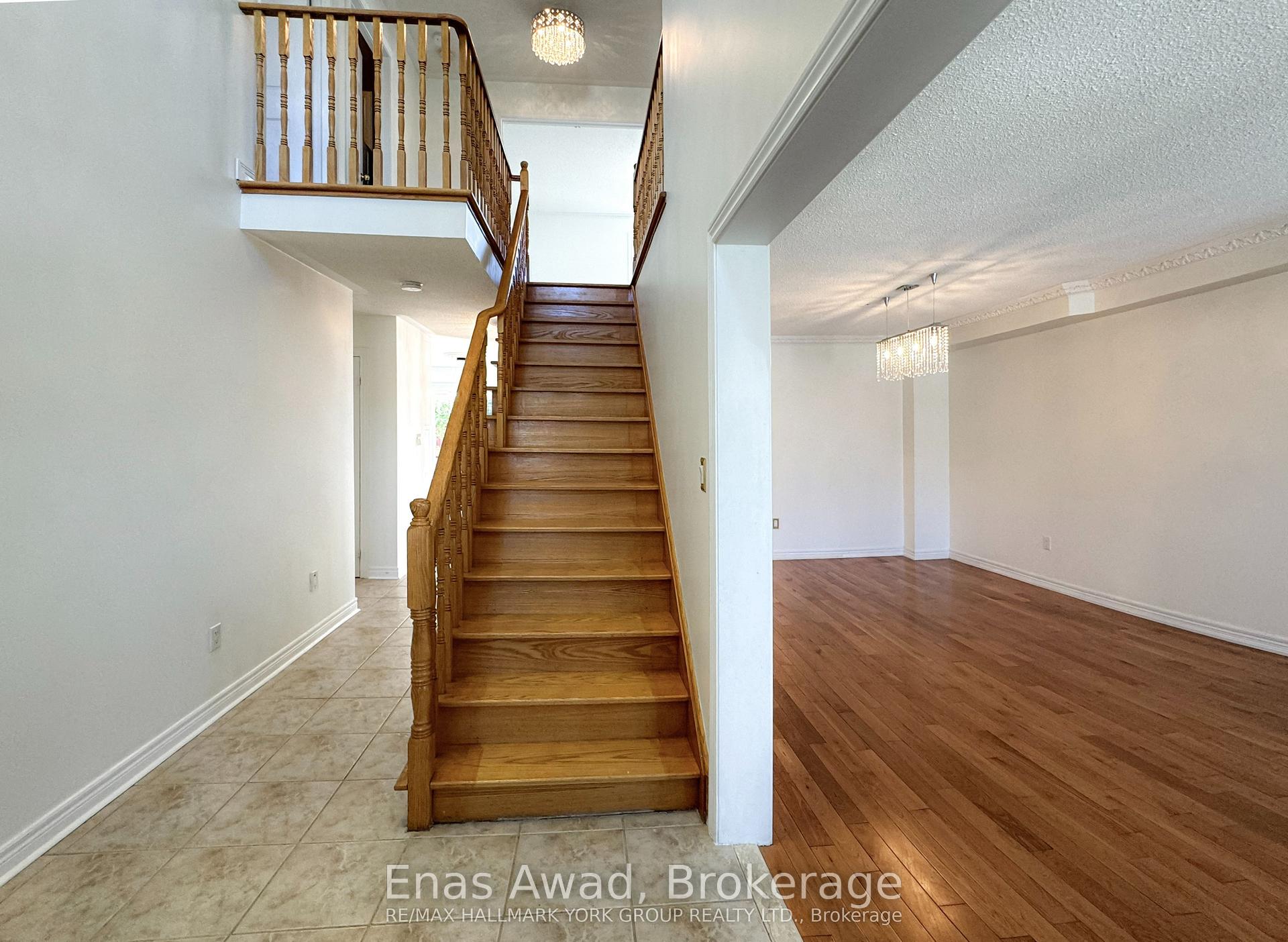Photo 6 of 11 Kirkvalley Crescent, Aurora, Bayview Wellington — HOMEH
