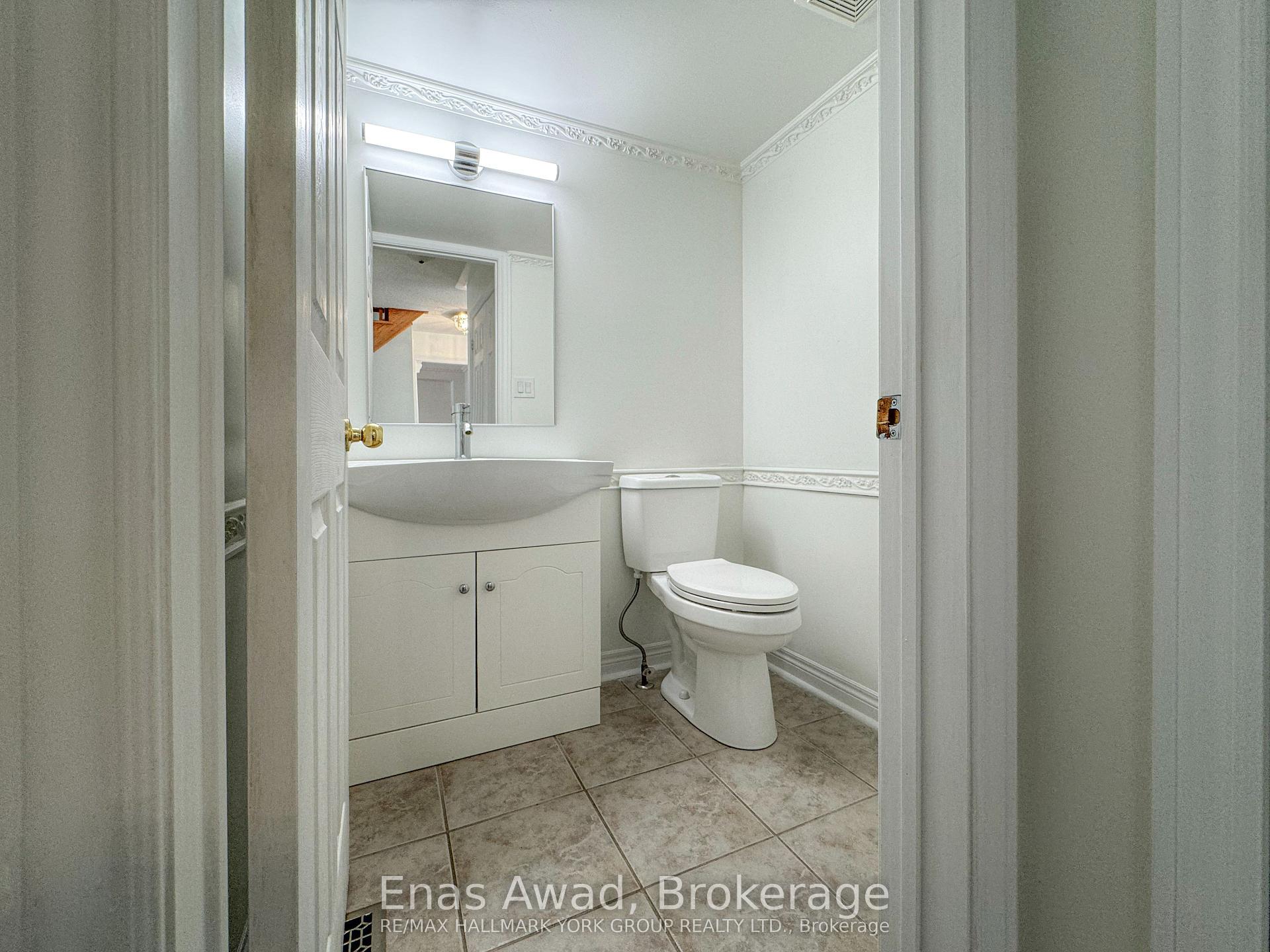 Photo 11 of 11 Kirkvalley Crescent, Aurora, Bayview Wellington — HOMEH