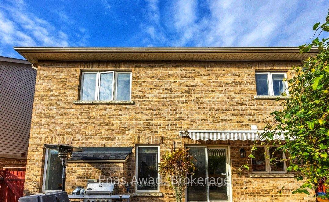 Photo 26 of 11 Kirkvalley Crescent, Aurora, Bayview Wellington — HOMEH