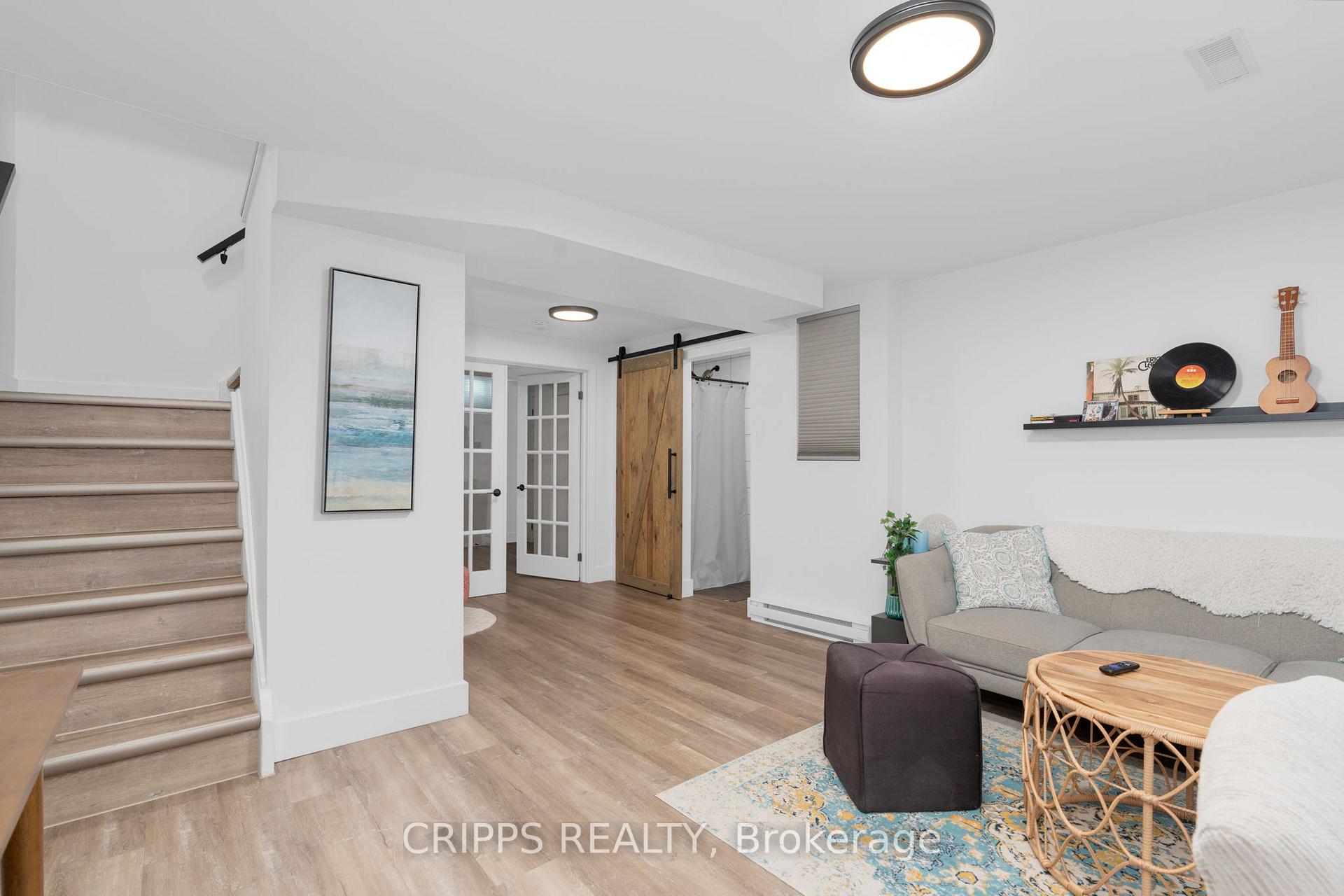 Photo 9 of 332 Browning Trail, Barrie, Letitia Heights — HOMEH