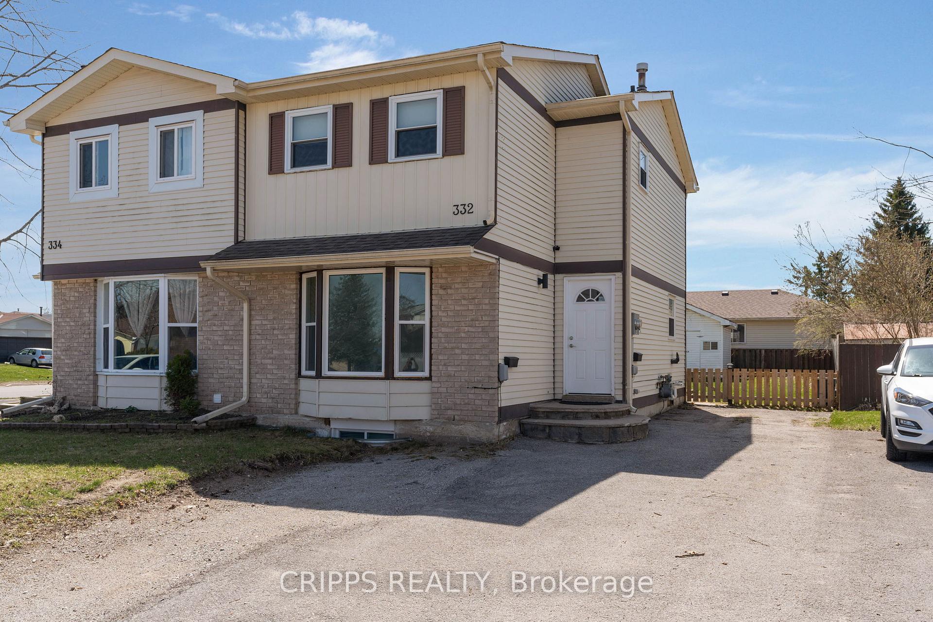 Photo 16 of 332 Browning Trail, Barrie, Letitia Heights — HOMEH