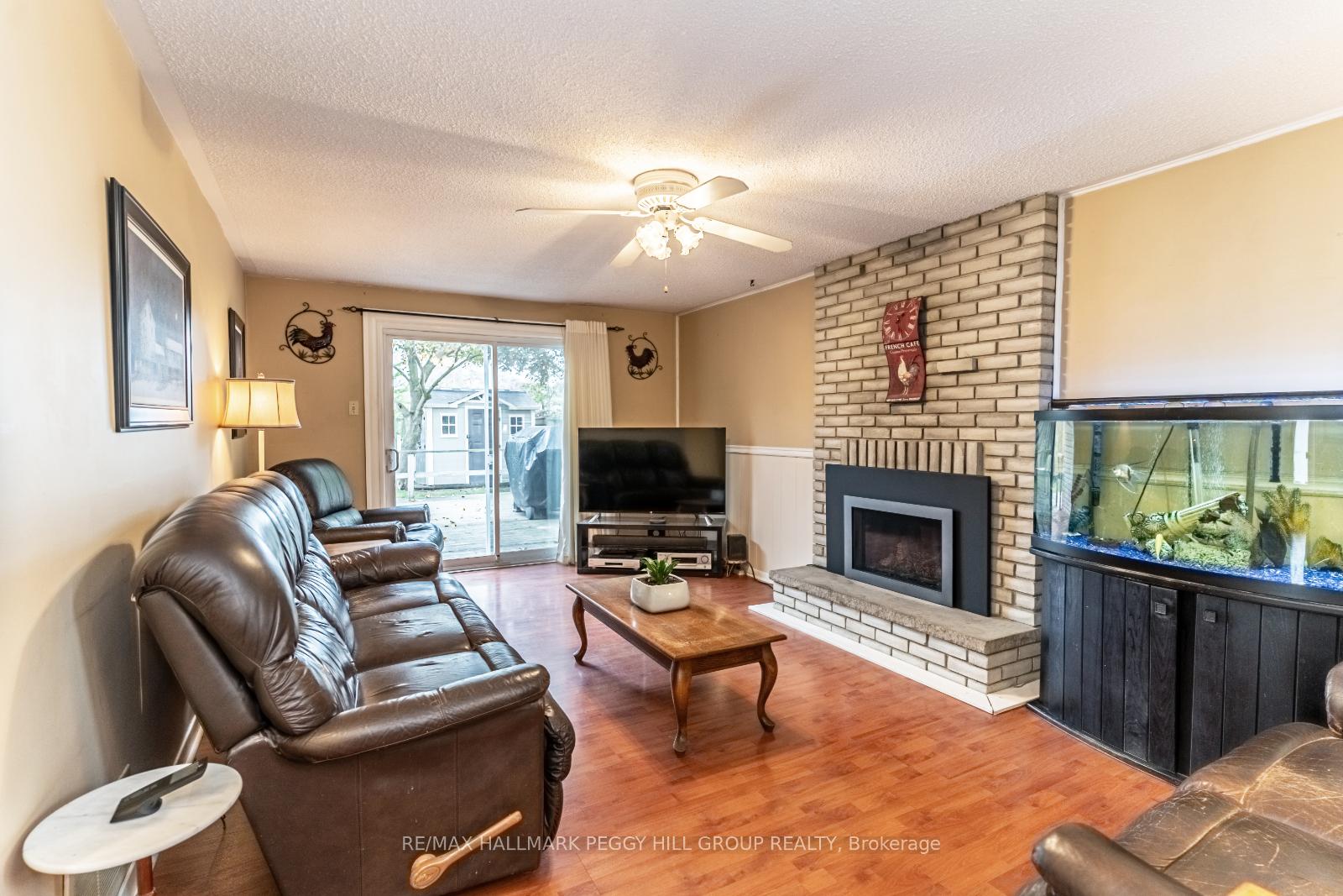 Photo 3 of 31 Little Avenue, Barrie, Allandale Heights — HOMEH