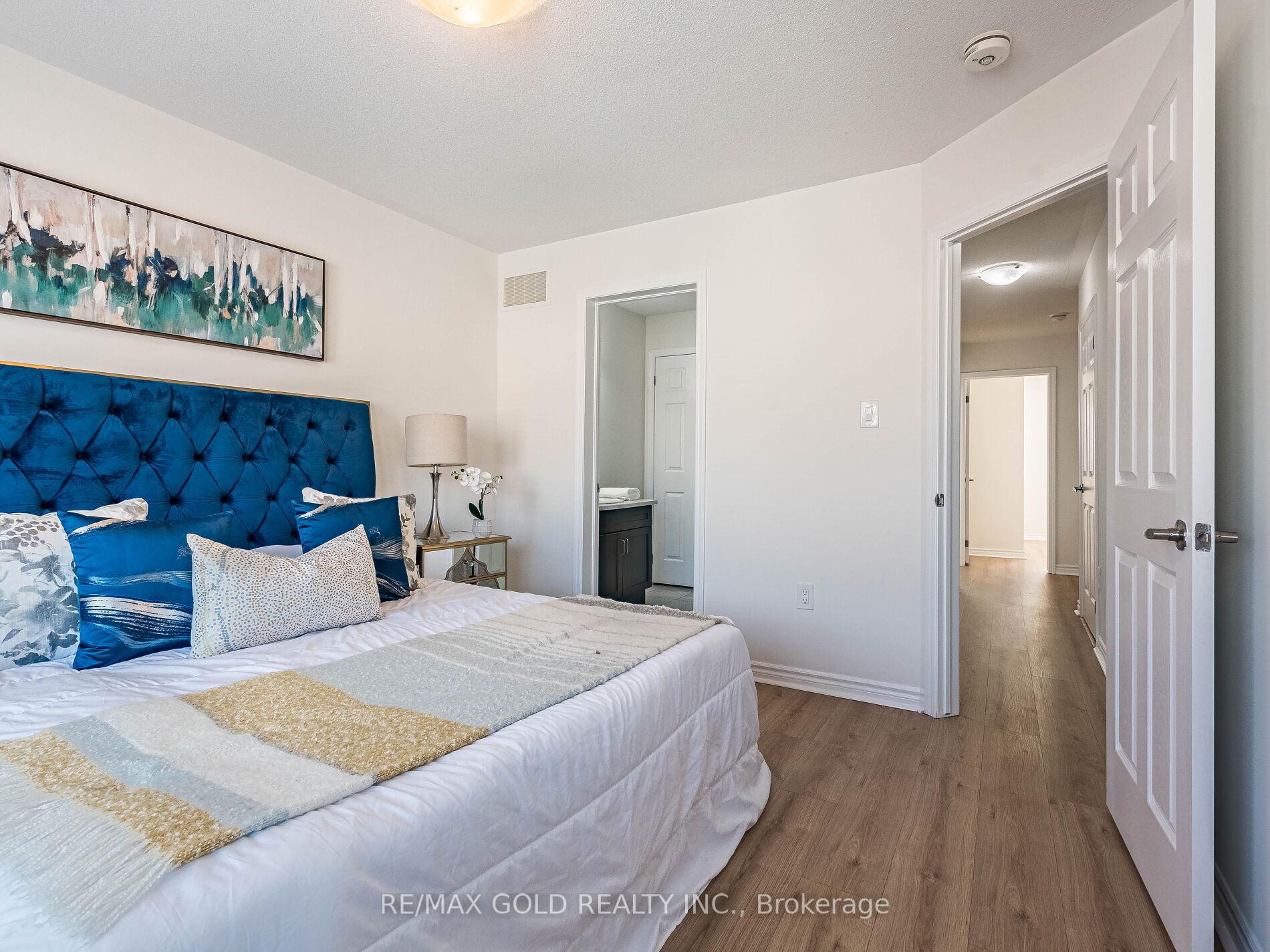 Photo 20 of 86 Donlamont Circle, Brampton, Northwest Brampton — HOMEH