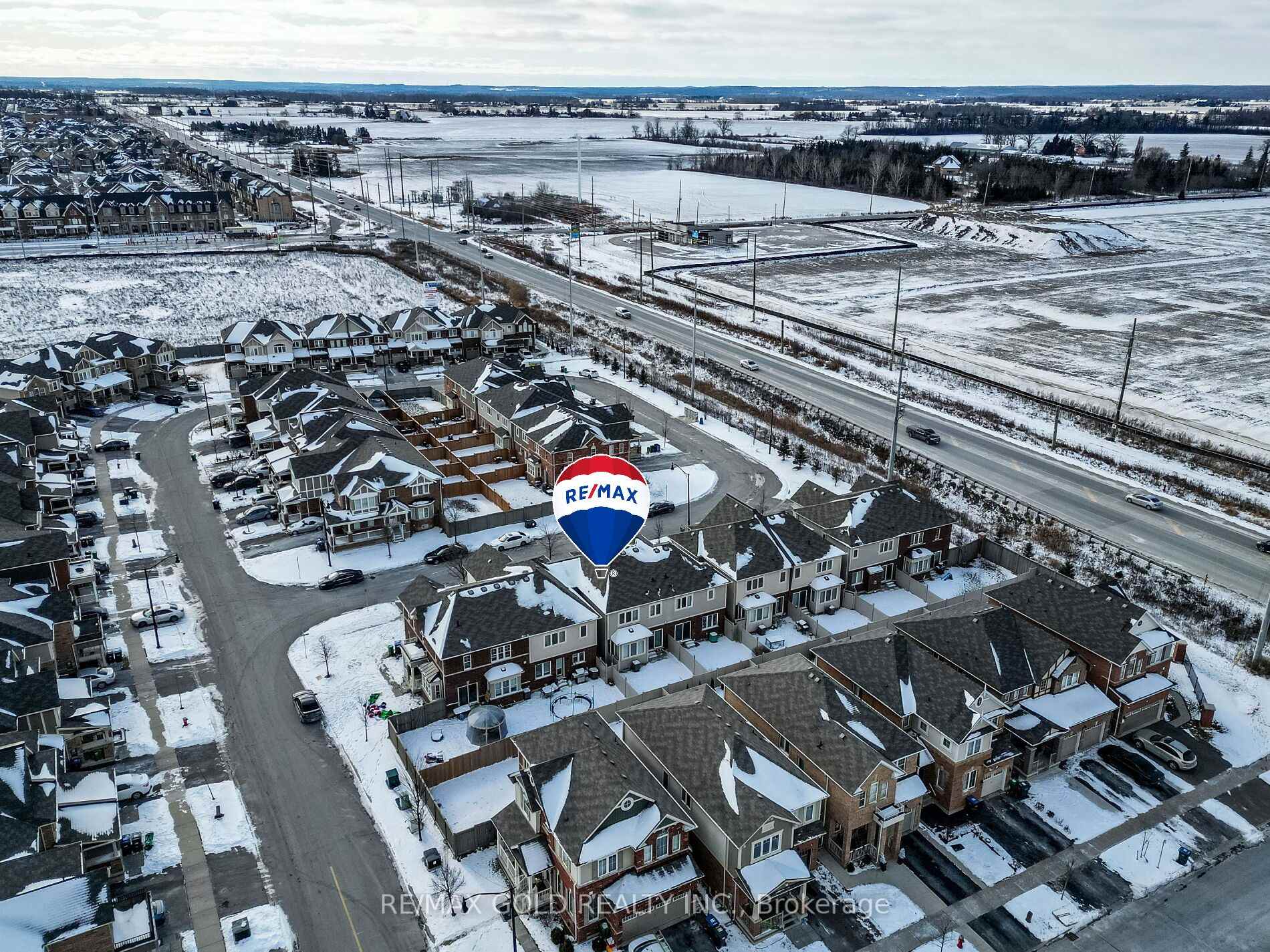 Photo 30 of 86 Donlamont Circle, Brampton, Northwest Brampton — HOMEH