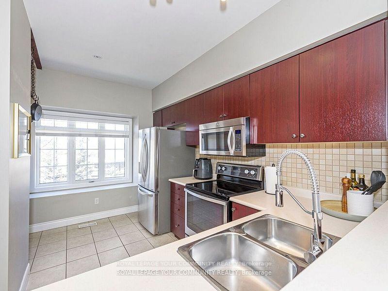 Photo 6 of Unit 9, 5080 Fairview Street, Burlington, Appleby — HOMEH
