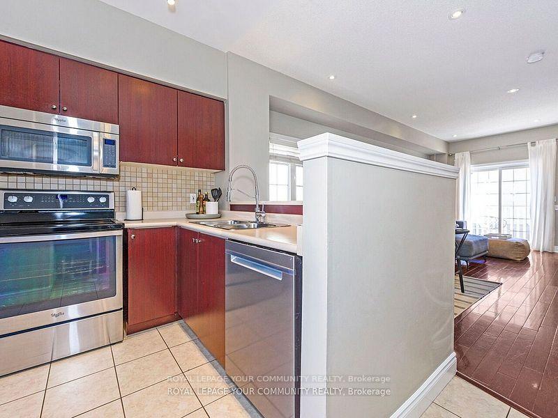 Photo 7 of Unit 9, 5080 Fairview Street, Burlington, Appleby — HOMEH
