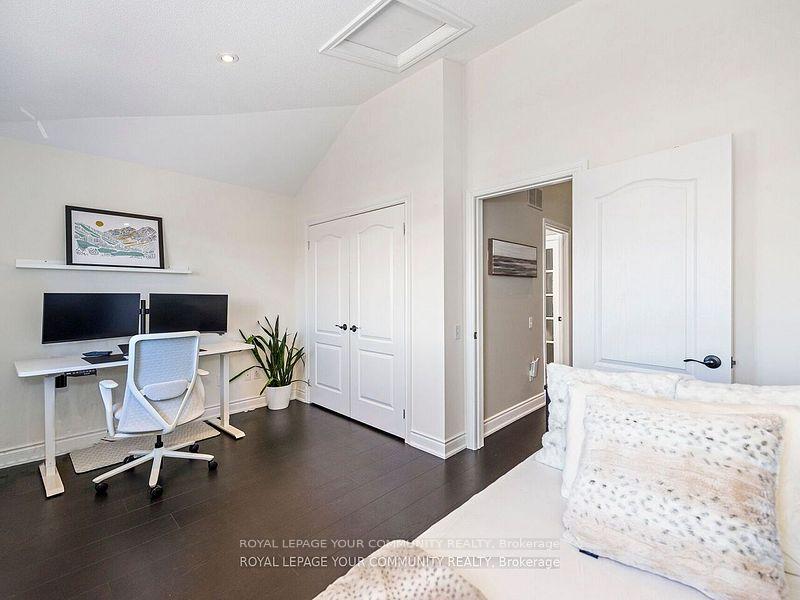 Photo 28 of Unit 9, 5080 Fairview Street, Burlington, Appleby — HOMEH