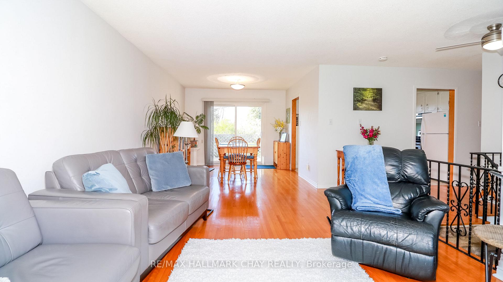 Photo 12 of 204 Cherry Court, Barrie, Bayshore — HOMEH