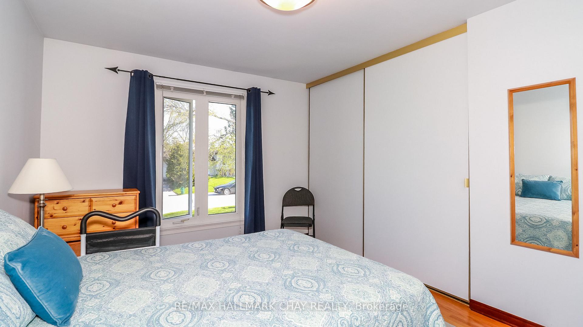 Photo 19 of 204 Cherry Court, Barrie, Bayshore — HOMEH