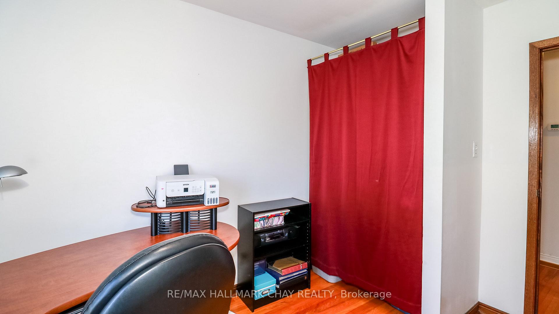 Photo 21 of 204 Cherry Court, Barrie, Bayshore — HOMEH