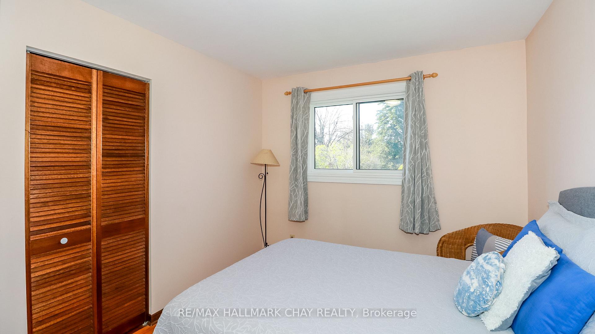 Photo 23 of 204 Cherry Court, Barrie, Bayshore — HOMEH