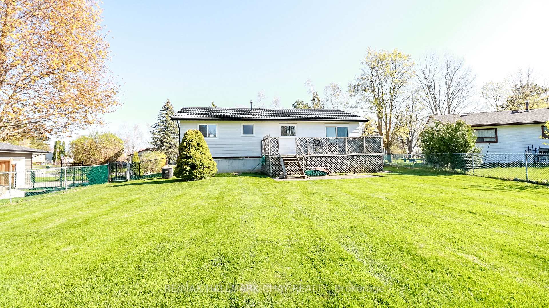 Photo 34 of 204 Cherry Court, Barrie, Bayshore — HOMEH