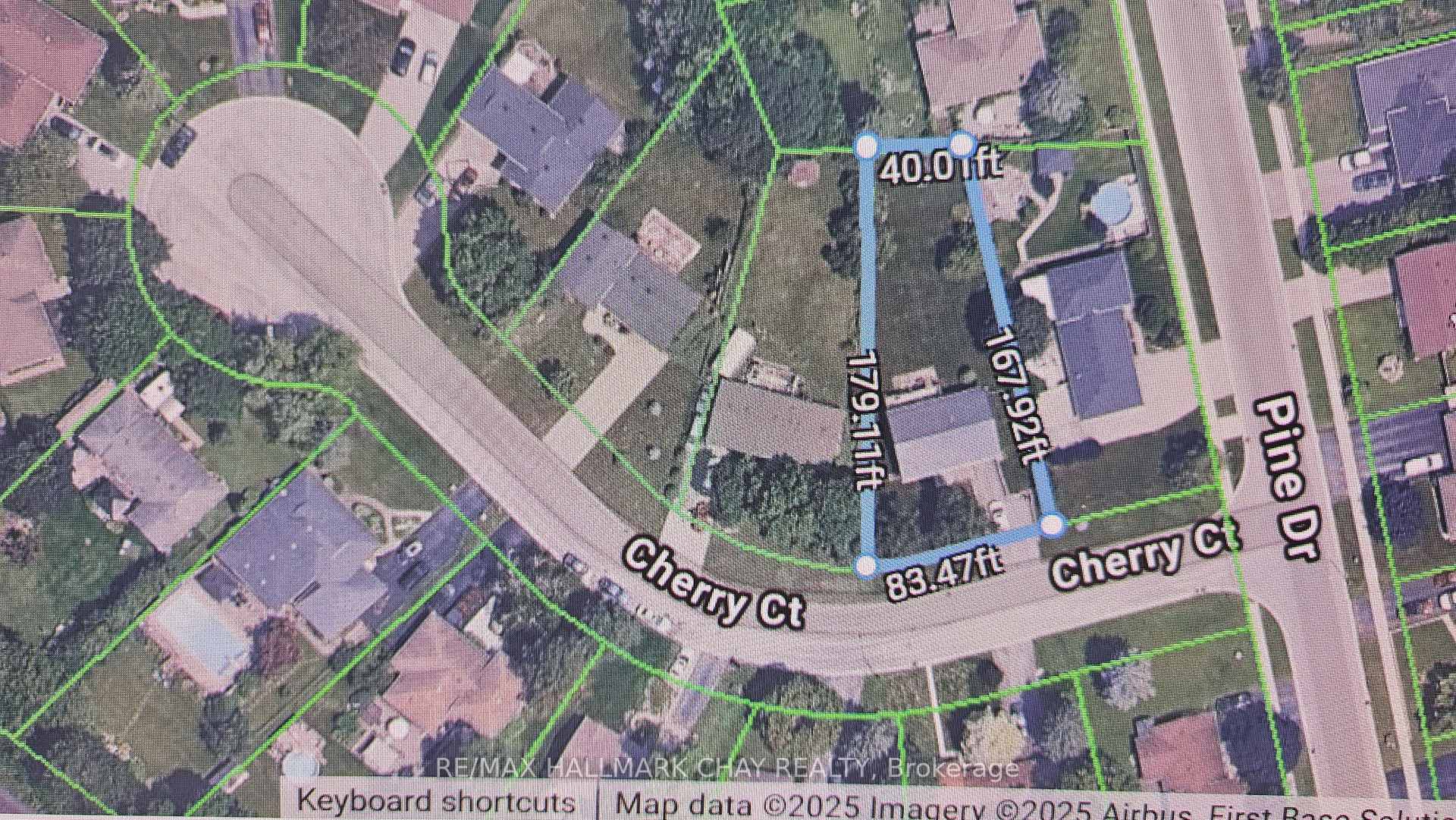 Photo 44 of 204 Cherry Court, Barrie, Bayshore — HOMEH