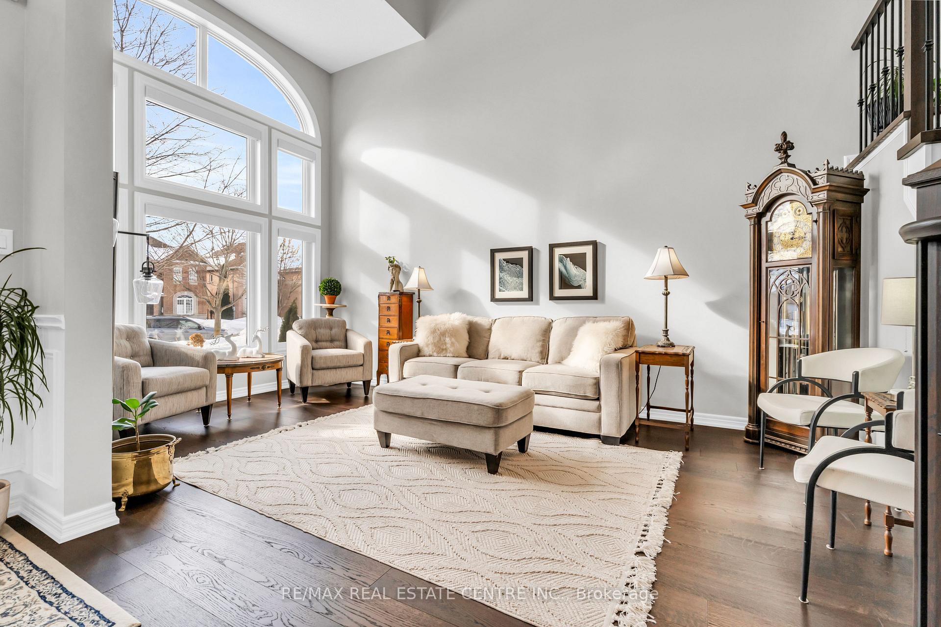 Photo 11 of 4397 Latimer Crescent, Burlington, Rose — HOMEH