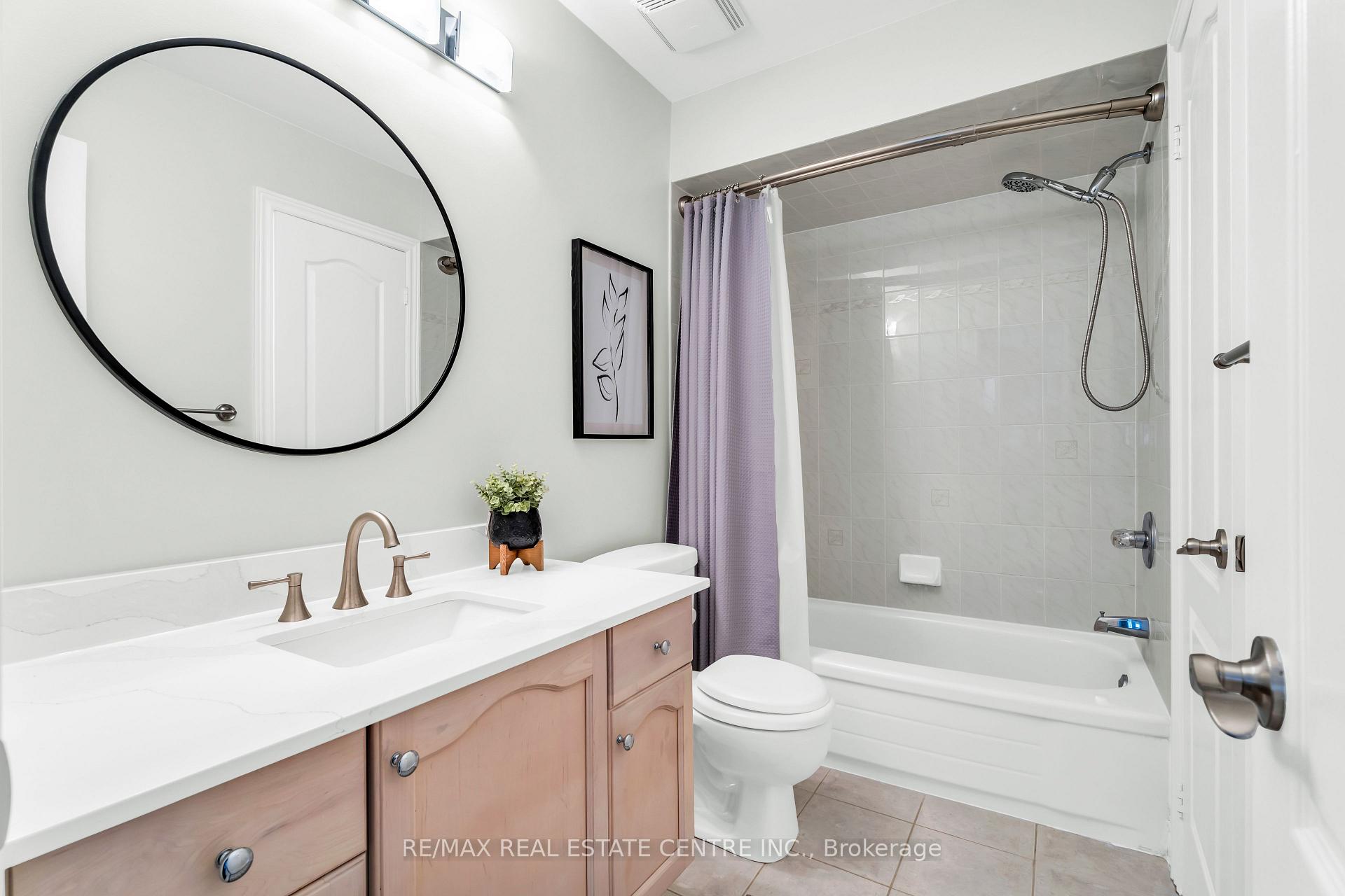 Photo 42 of 4397 Latimer Crescent, Burlington, Rose — HOMEH