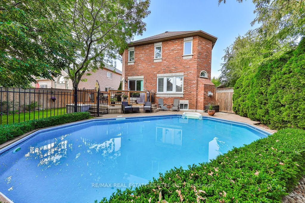 Photo 48 of 4397 Latimer Crescent, Burlington, Rose — HOMEH