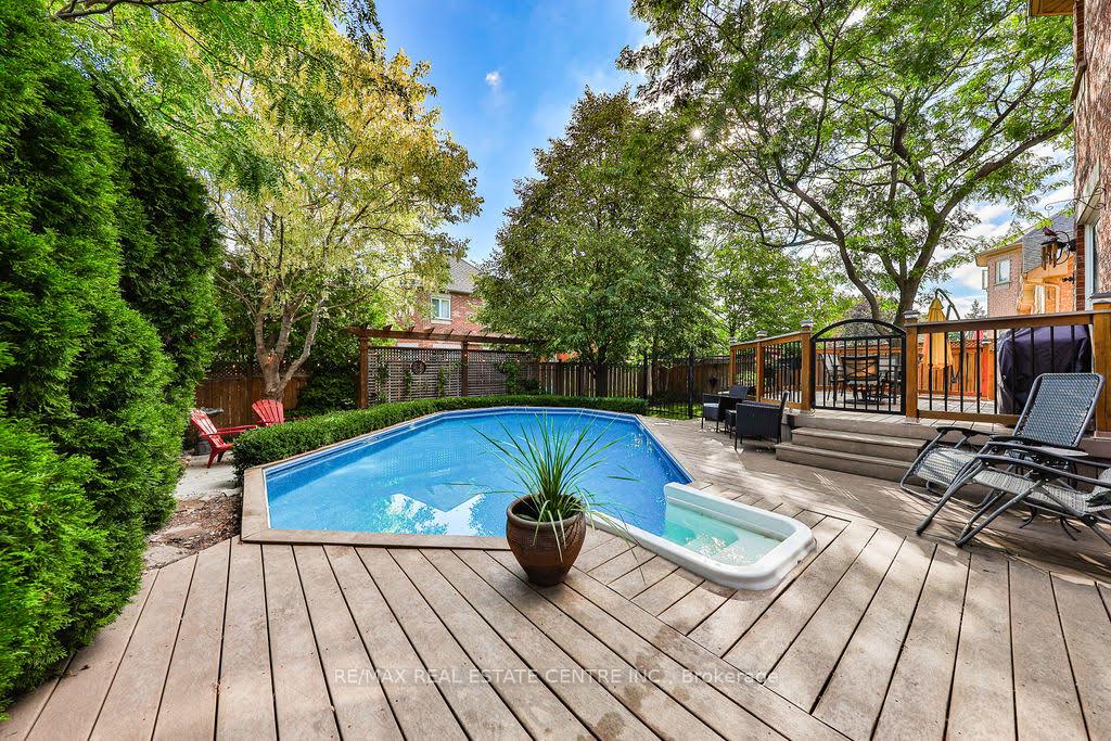 Photo 50 of 4397 Latimer Crescent, Burlington, Rose — HOMEH
