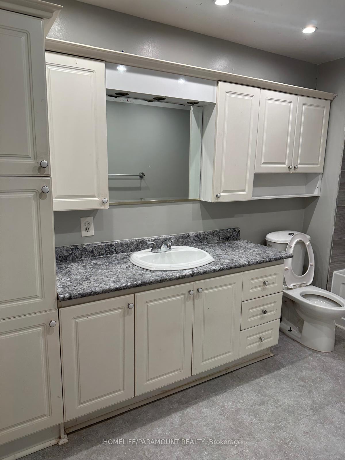 Photo 15 of Unit Front unit, 151 Morton Way, Brampton, Fletcher's West — HOMEH