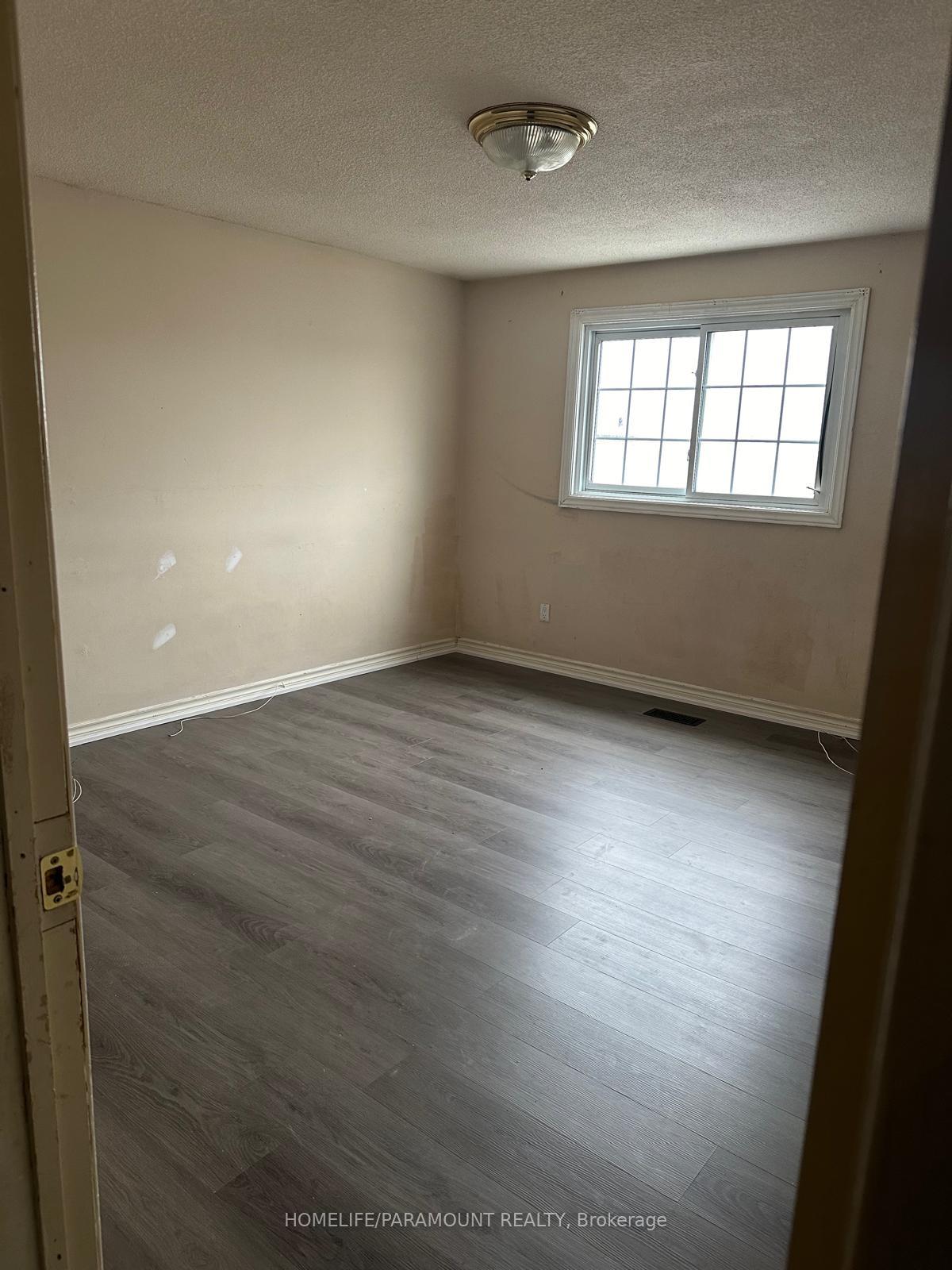 Photo 9 of Unit Front unit, 151 Morton Way, Brampton, Fletcher's West — HOMEH