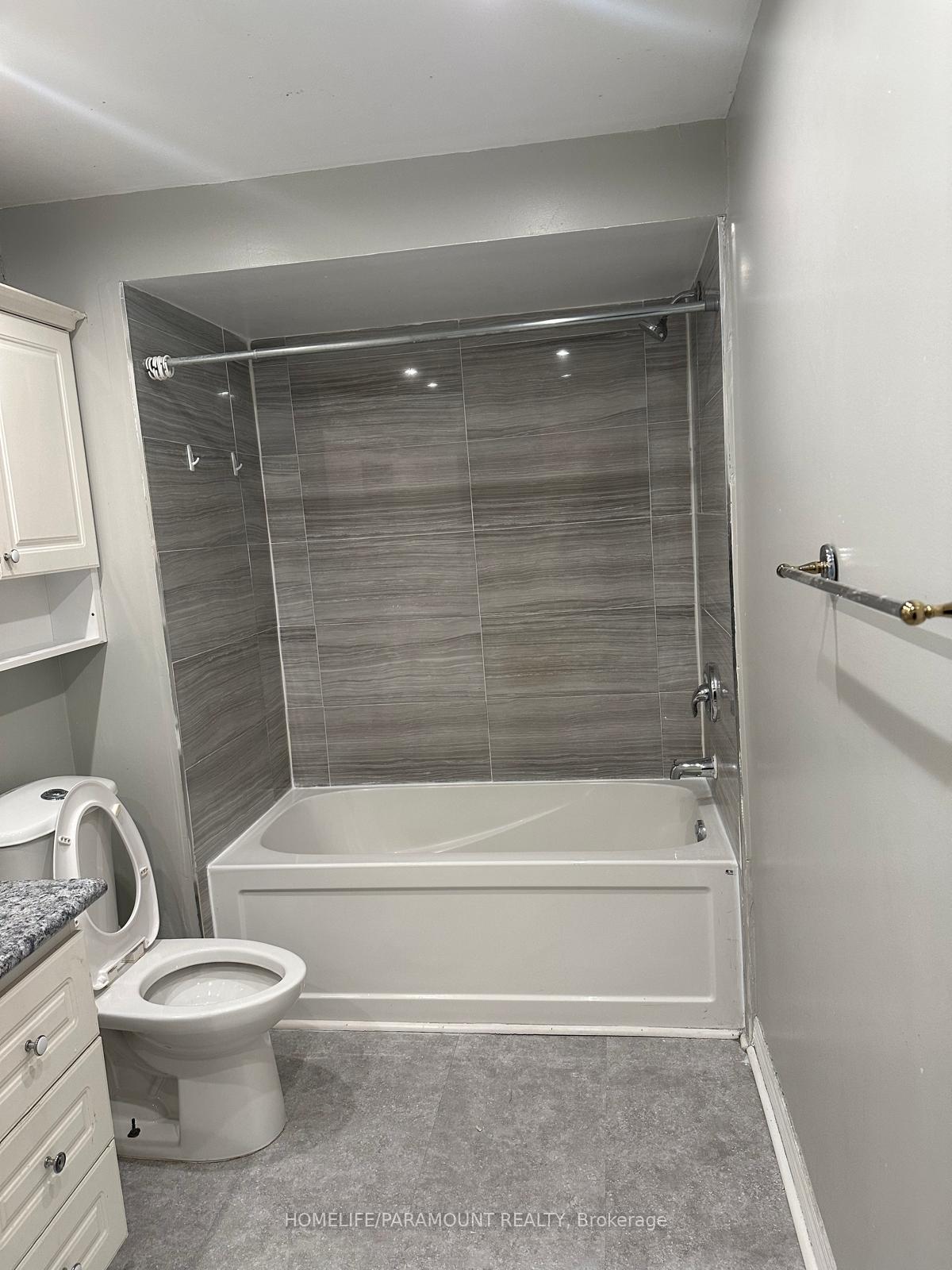 Photo 11 of Unit Front unit, 151 Morton Way, Brampton, Fletcher's West — HOMEH