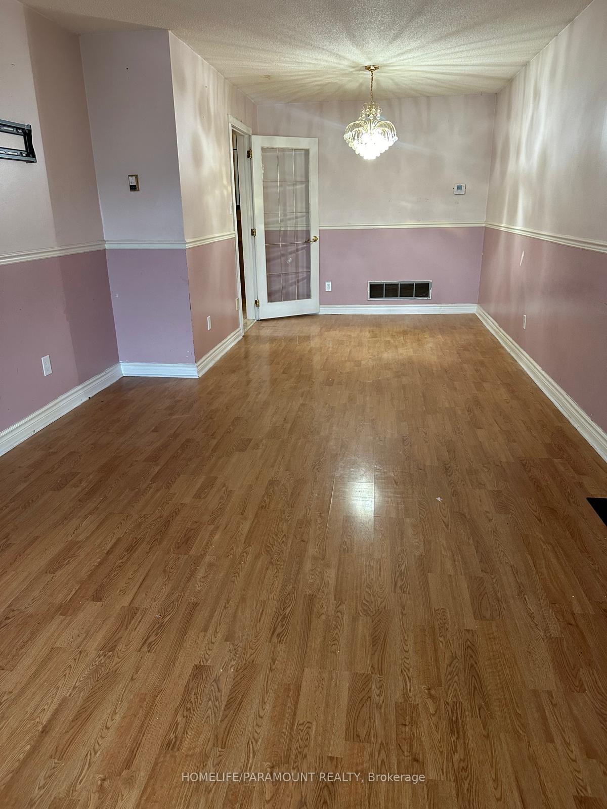Photo 13 of Unit Front unit, 151 Morton Way, Brampton, Fletcher's West — HOMEH