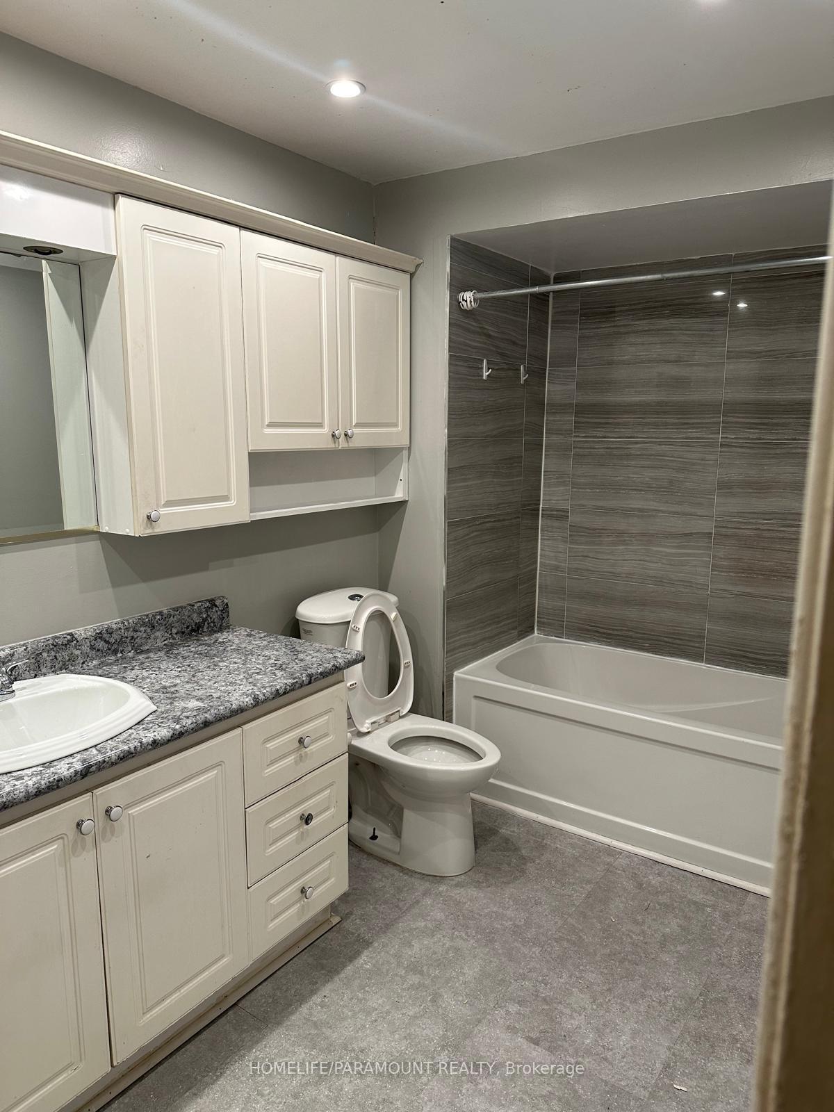 Photo 14 of Unit Front unit, 151 Morton Way, Brampton, Fletcher's West — HOMEH