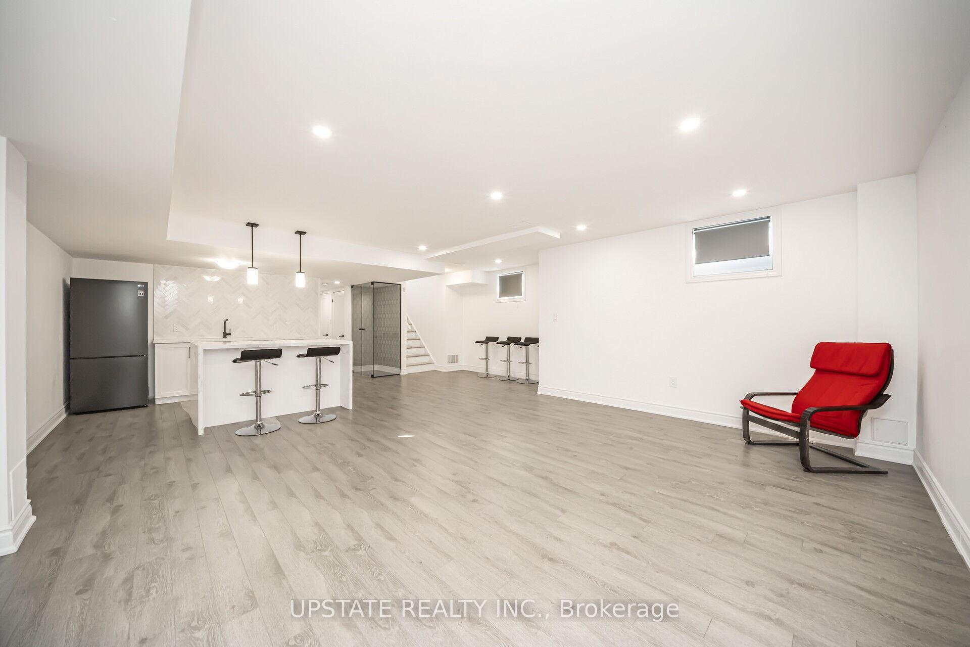 Photo 32 of 64 Hubbell Road, Brampton, Bram West — HOMEH