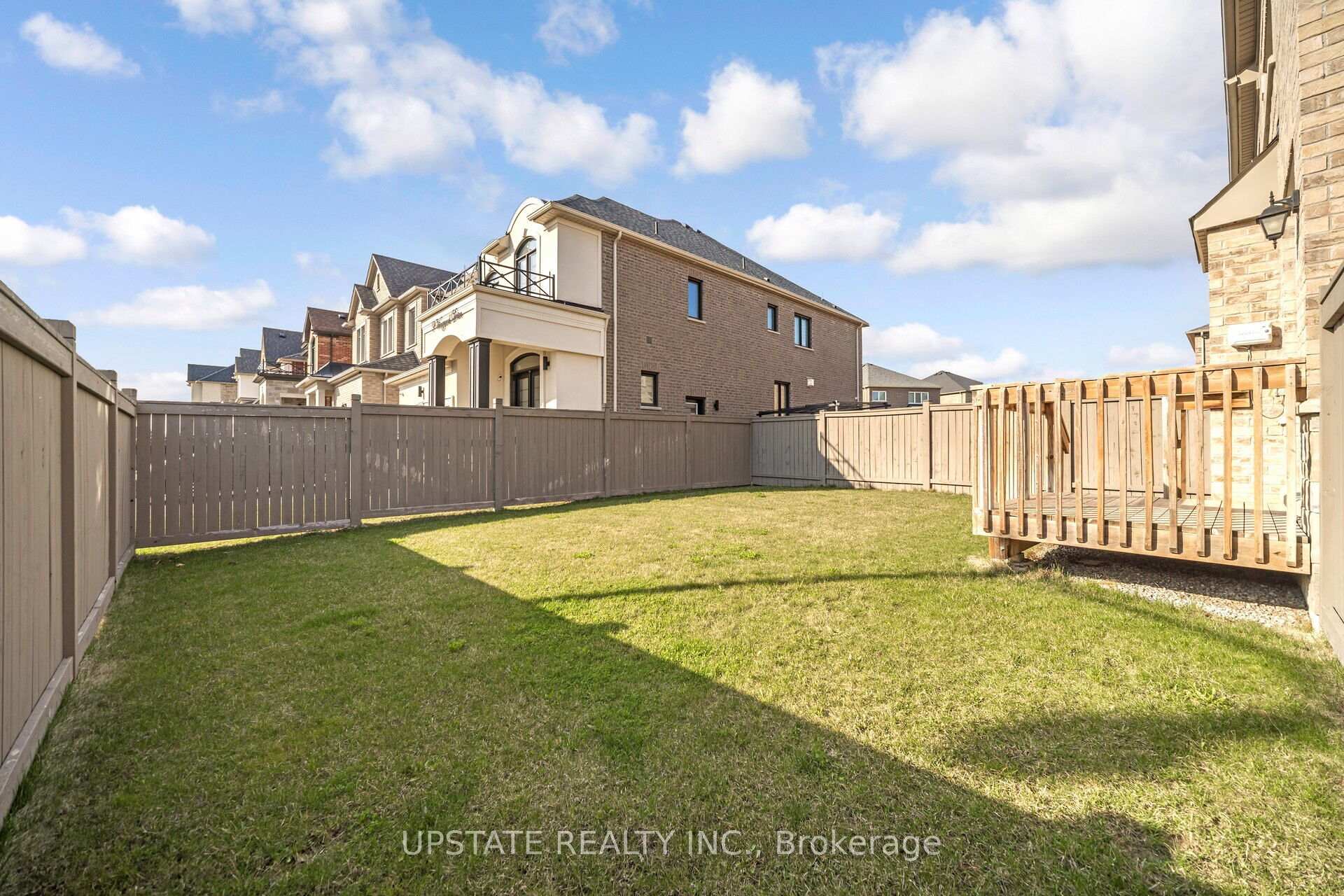 Photo 37 of 64 Hubbell Road, Brampton, Bram West — HOMEH