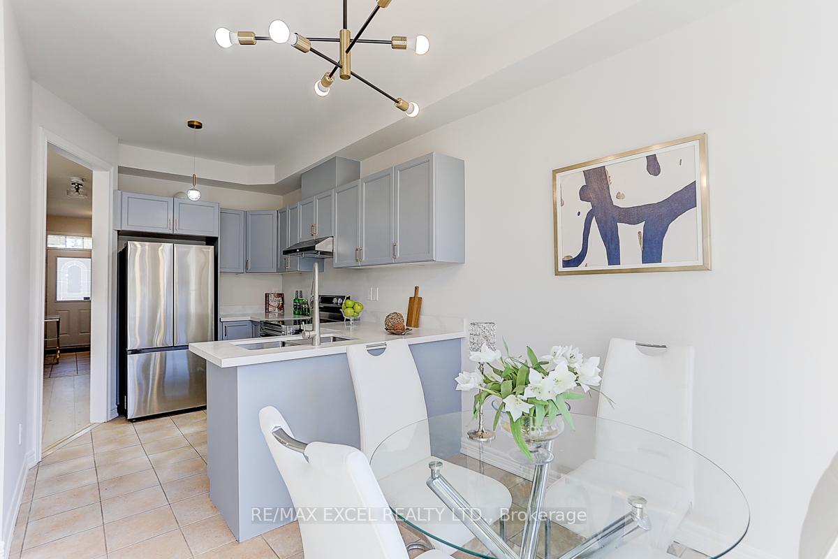 Photo 16 of 6 Coco Avenue, Richmond Hill, Rouge Woods — HOMEH