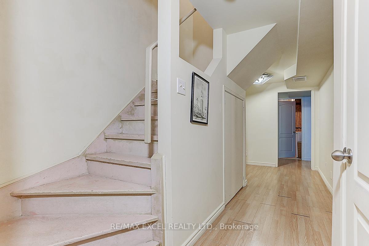 Photo 29 of 6 Coco Avenue, Richmond Hill, Rouge Woods — HOMEH