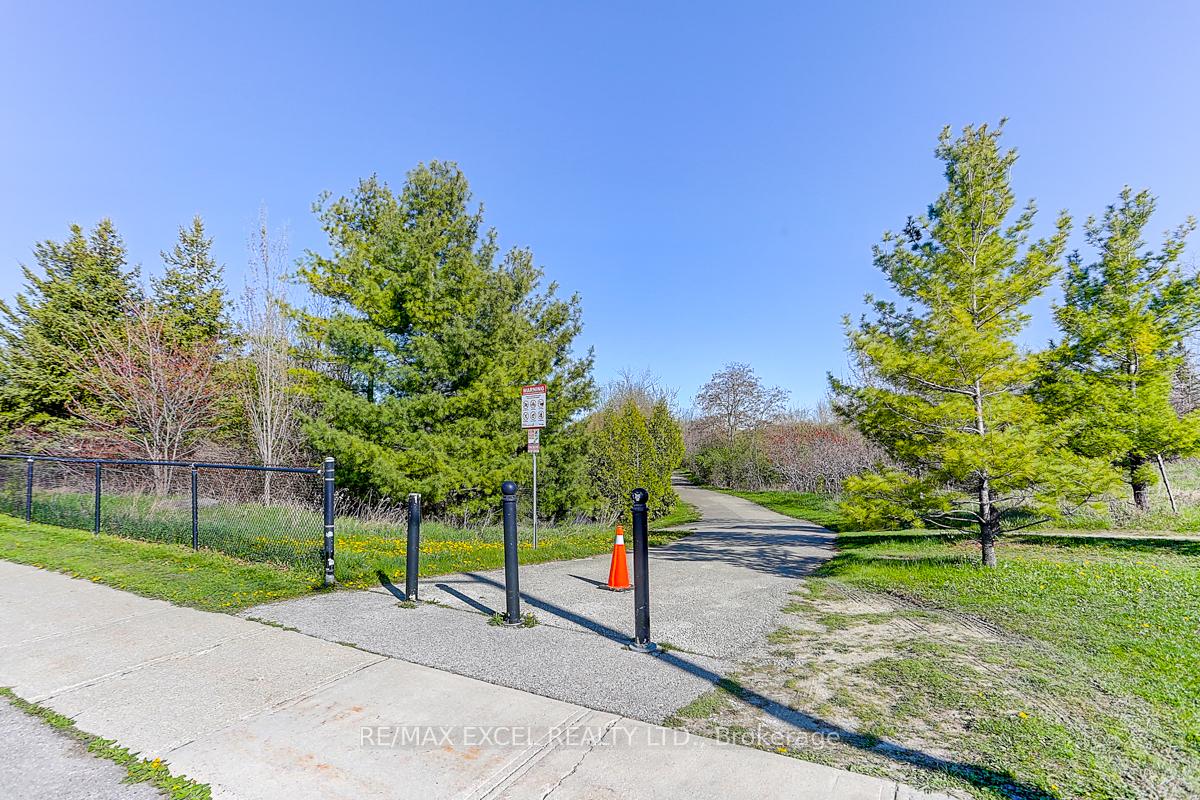 Photo 35 of 6 Coco Avenue, Richmond Hill, Rouge Woods — HOMEH