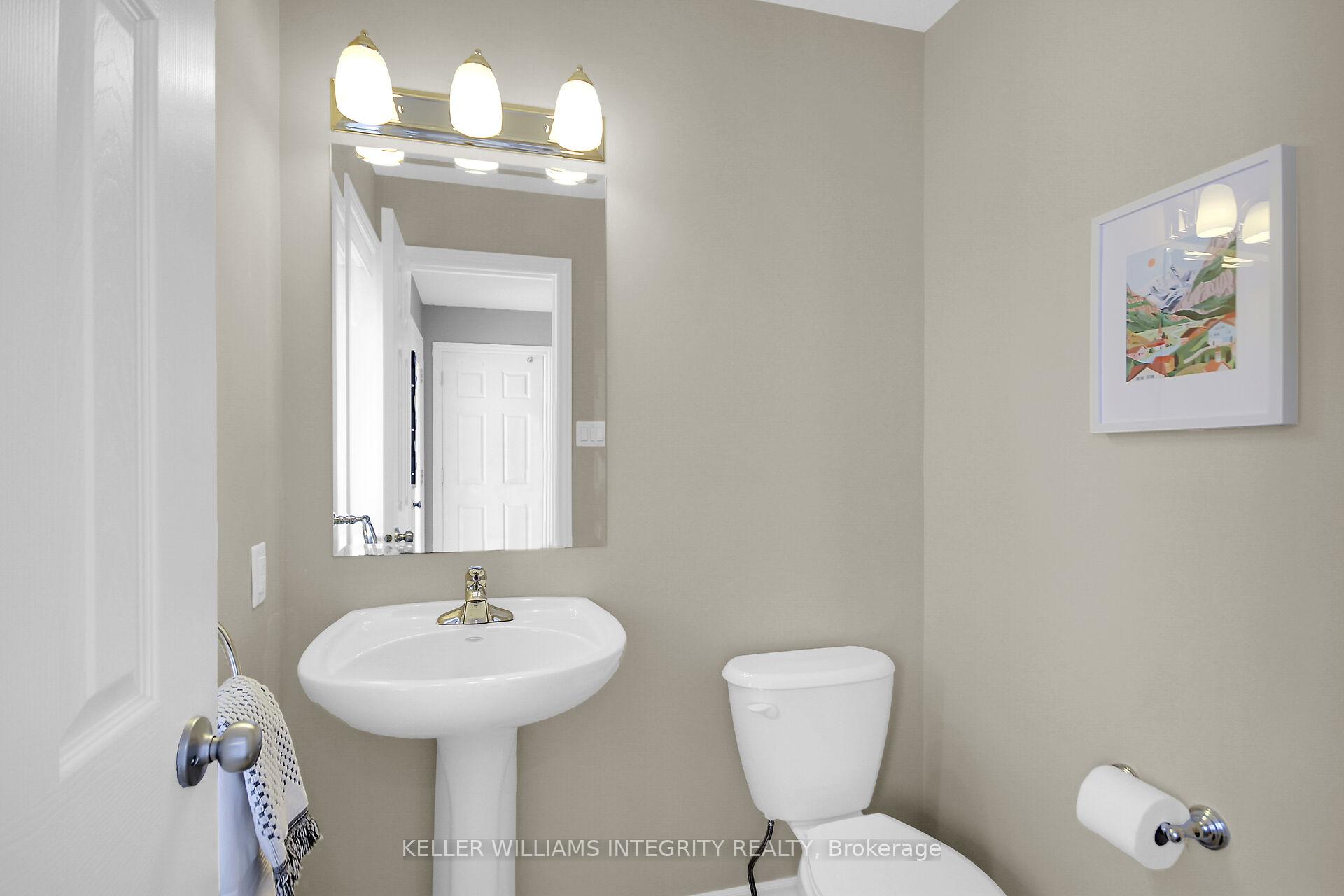 Photo 5 of 384 Balinroan Crescent, Ottawa, Barrhaven - Strandherd — HOMEH