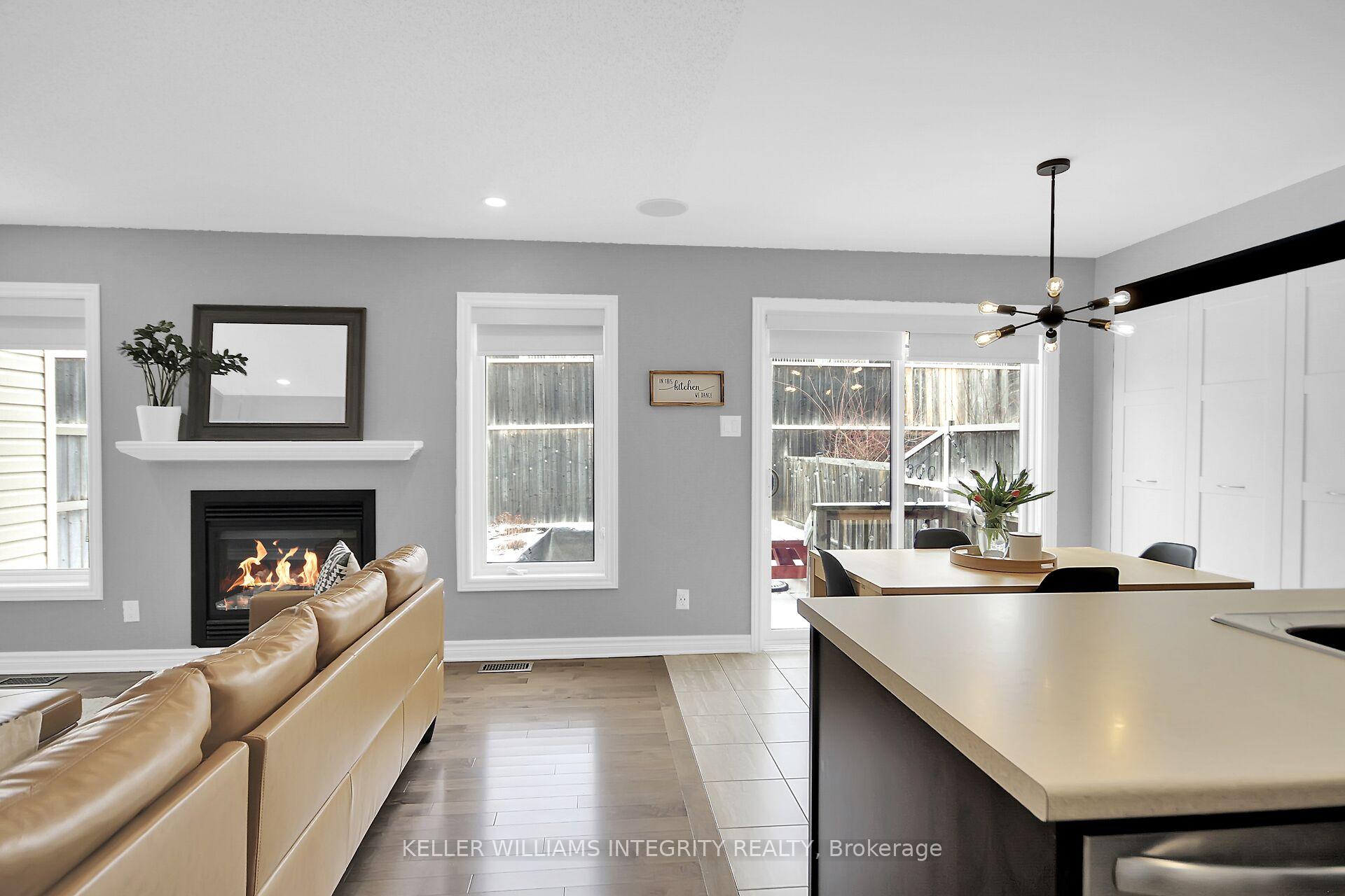 Photo 10 of 384 Balinroan Crescent, Ottawa, Barrhaven - Strandherd — HOMEH