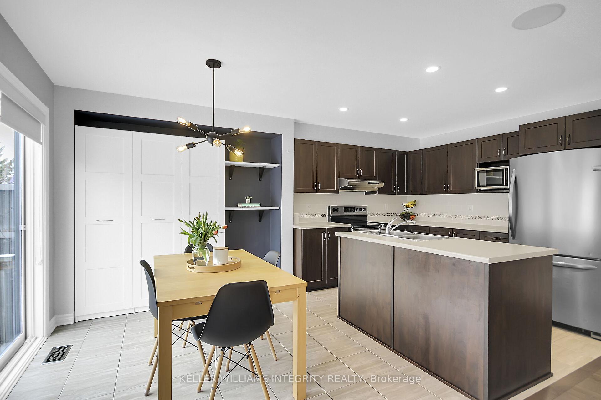 Photo 14 of 384 Balinroan Crescent, Ottawa, Barrhaven - Strandherd — HOMEH