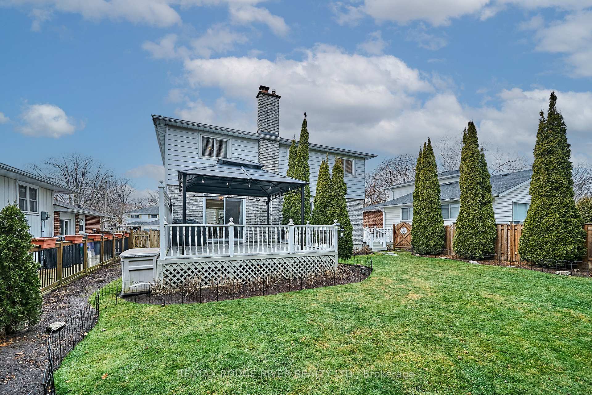Photo 8 of 463 Lanark Drive, Oshawa, McLaughlin — HOMEH