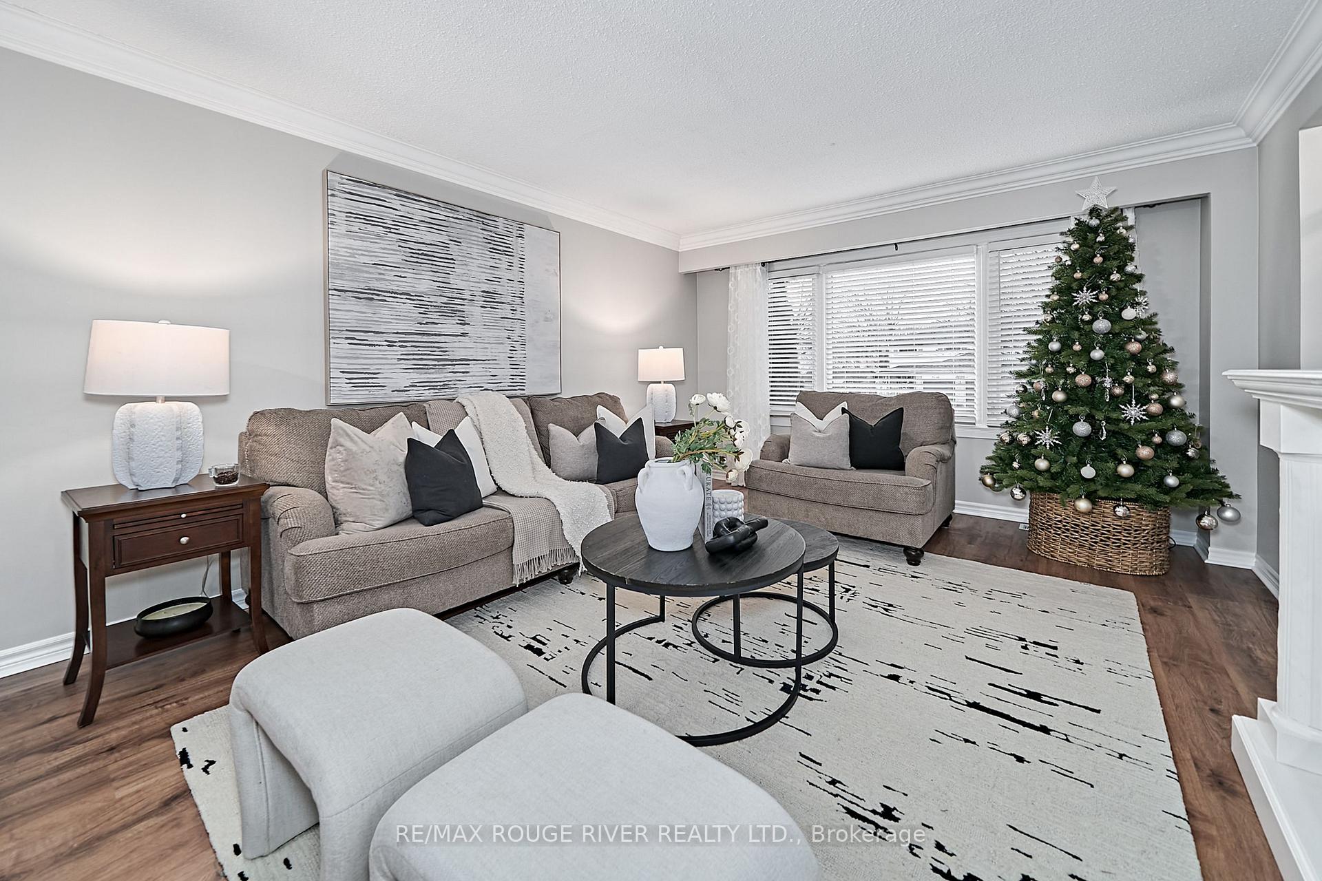 Photo 16 of 463 Lanark Drive, Oshawa, McLaughlin — HOMEH