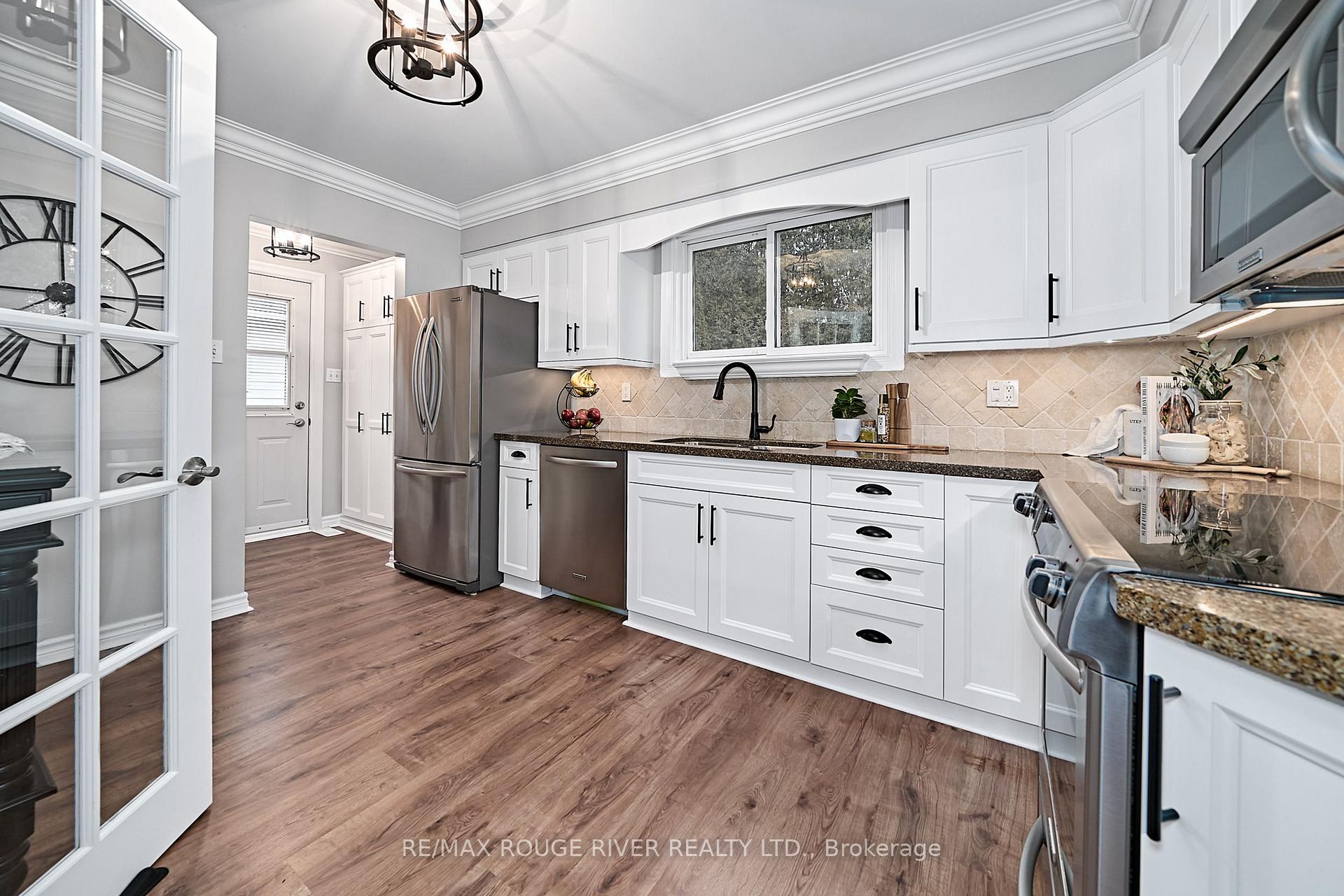 Photo 22 of 463 Lanark Drive, Oshawa, McLaughlin — HOMEH