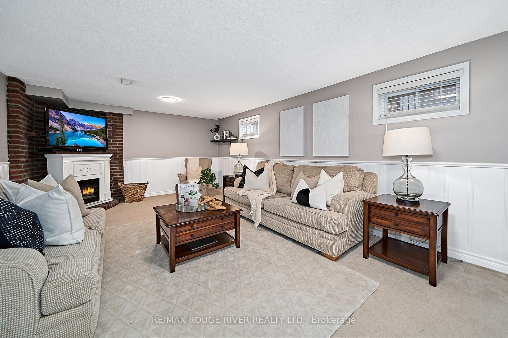 Photo 33 of 463 Lanark Drive, Oshawa, McLaughlin — HOMEH