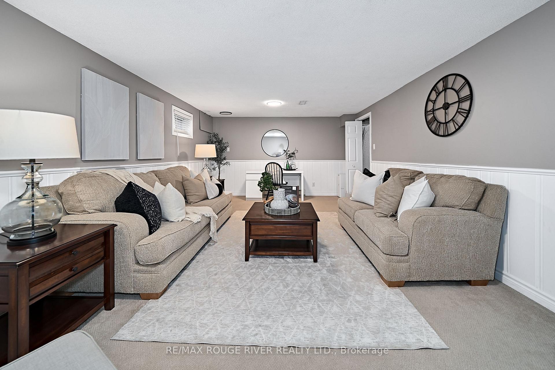 Photo 36 of 463 Lanark Drive, Oshawa, McLaughlin — HOMEH