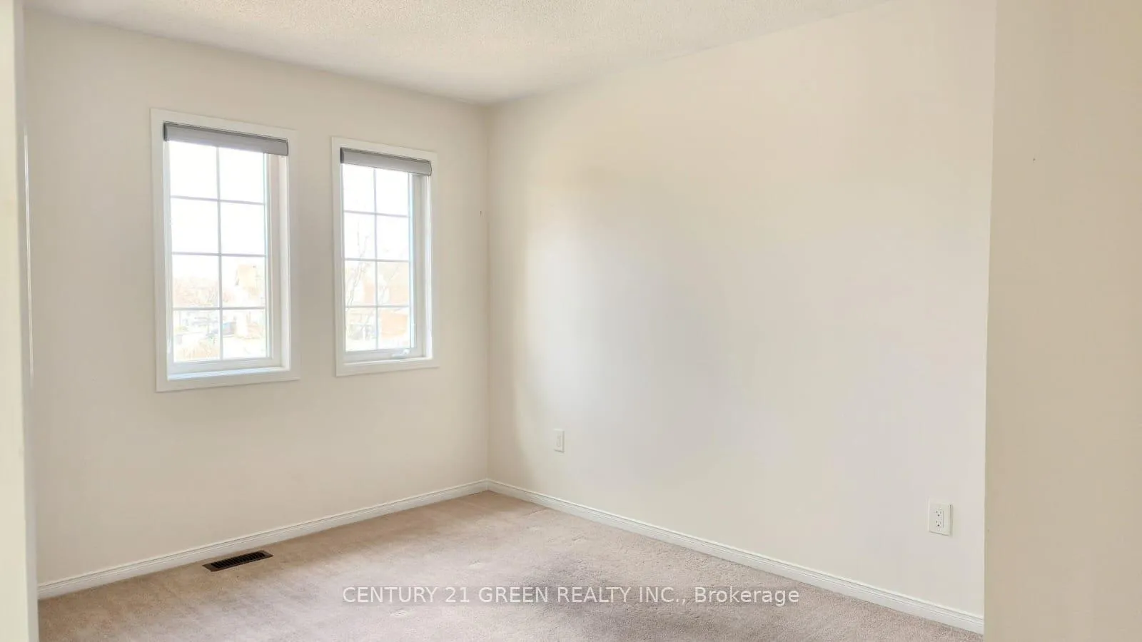 Photo 27 of 125 Fairhill Avenue, Brampton, Fletcher's Meadow — HOMEH