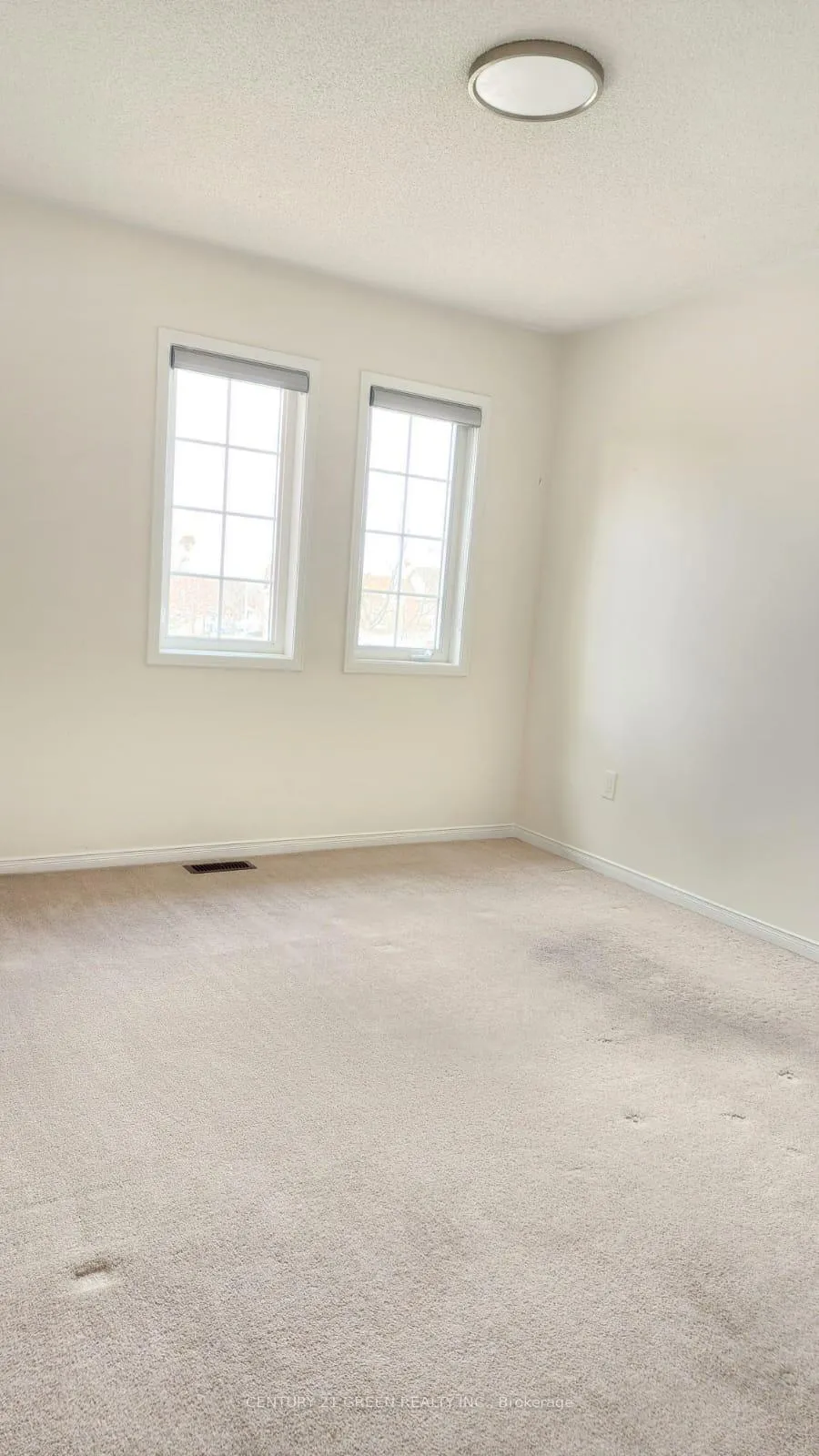 Photo 34 of 125 Fairhill Avenue, Brampton, Fletcher's Meadow — HOMEH