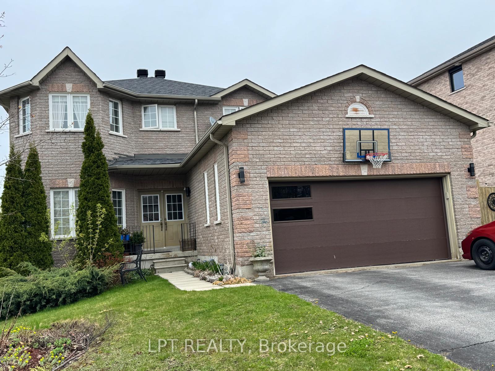 Front of 11 Springwood Court