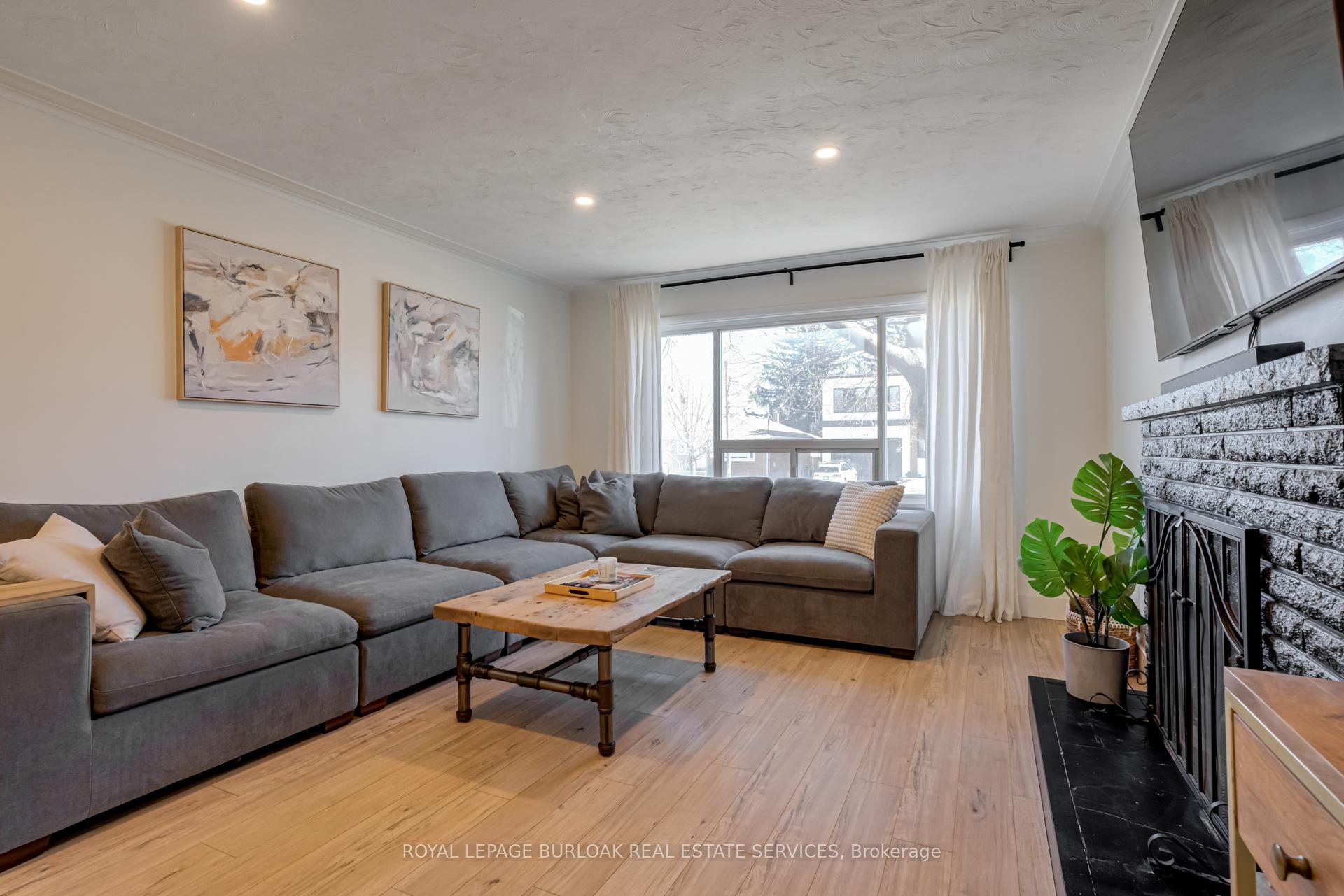 Photo 7 of 417 Dorset Avenue, Burlington, LaSalle — HOMEH