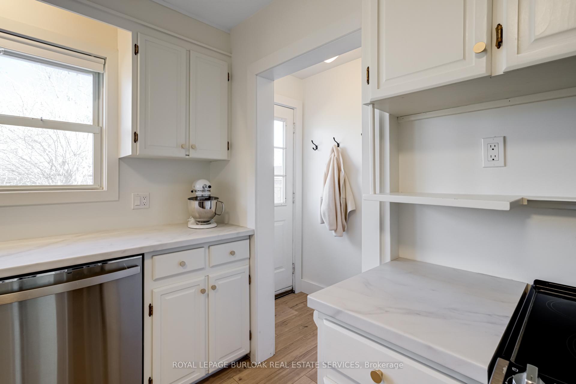 Photo 19 of 417 Dorset Avenue, Burlington, LaSalle — HOMEH