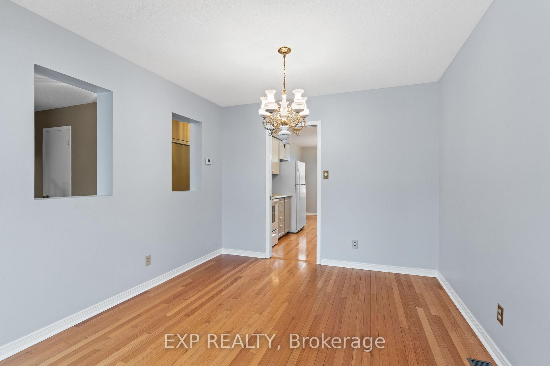 Photo 12 of 9 Fieldgate Drive, Ottawa, Barrhaven - Knollsbrook — HOMEH